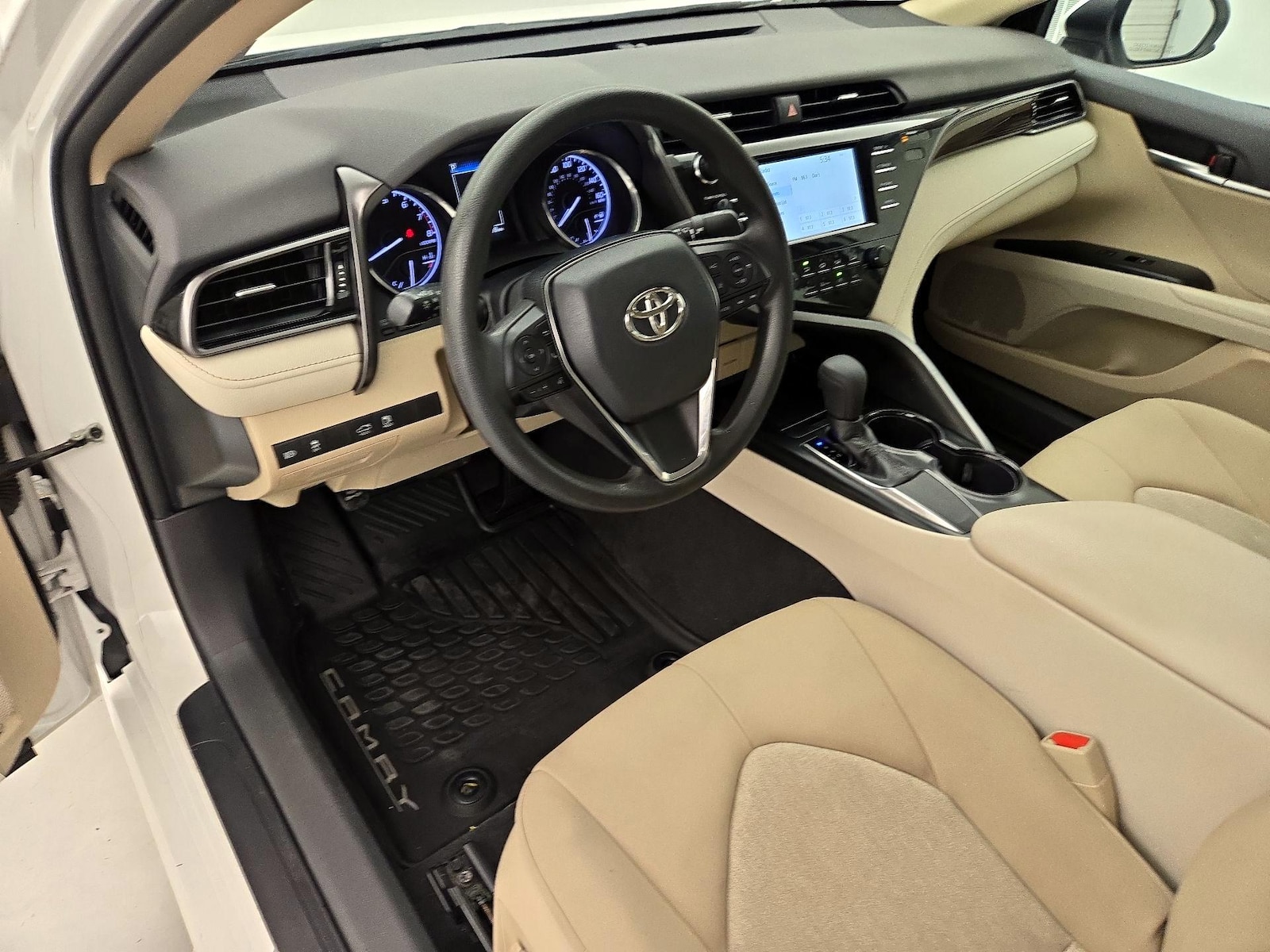 Power Seat(s) & Side Airbags