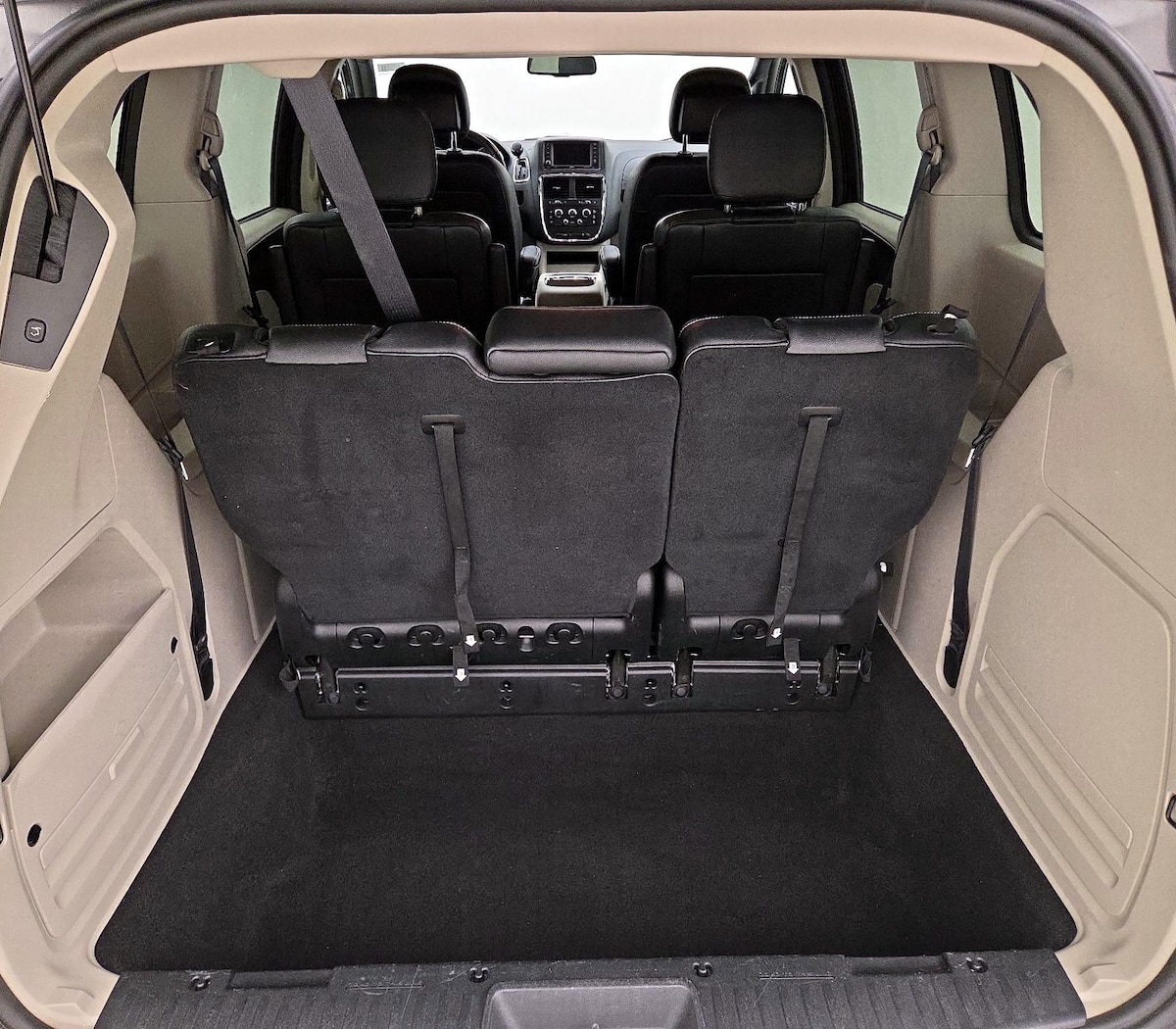Trunk/Cargo (Seats Up)