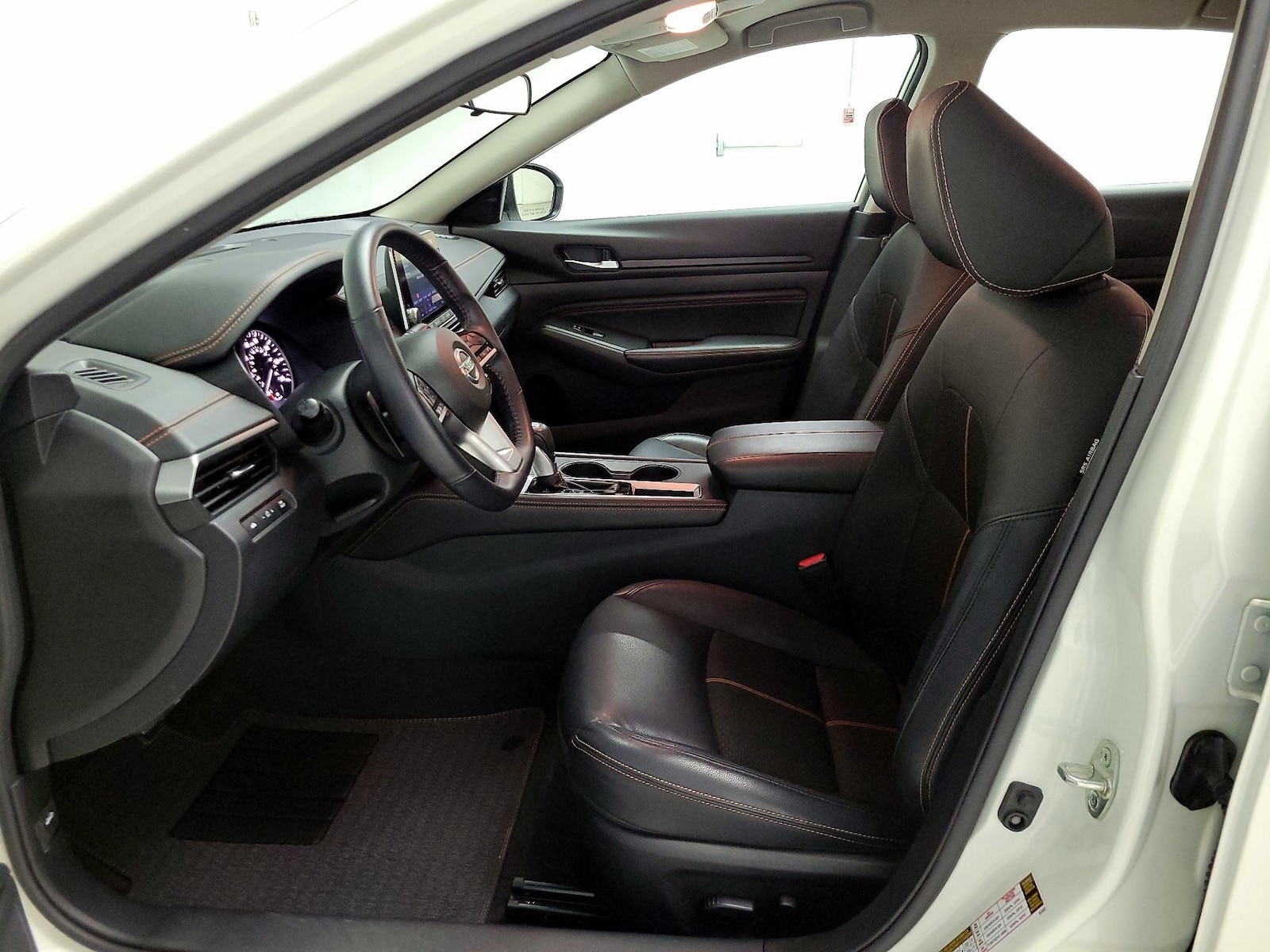 Power Seat(s) & Side Airbags
