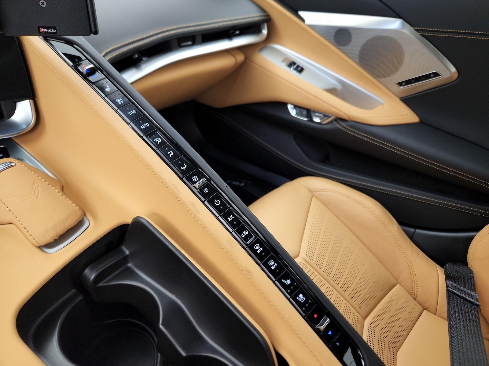 2024 Chevrolet Corvette 3LT - Photo 17