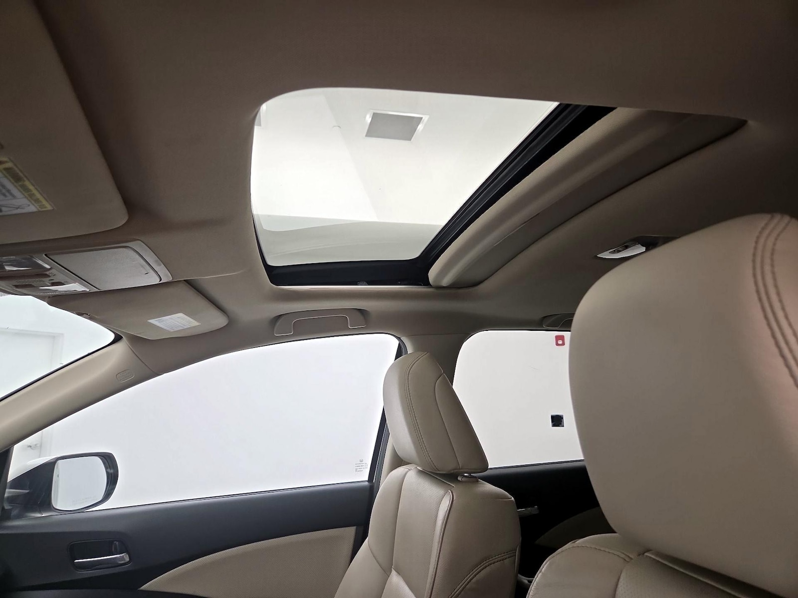 Sunroof(s) & Overhead Airbags