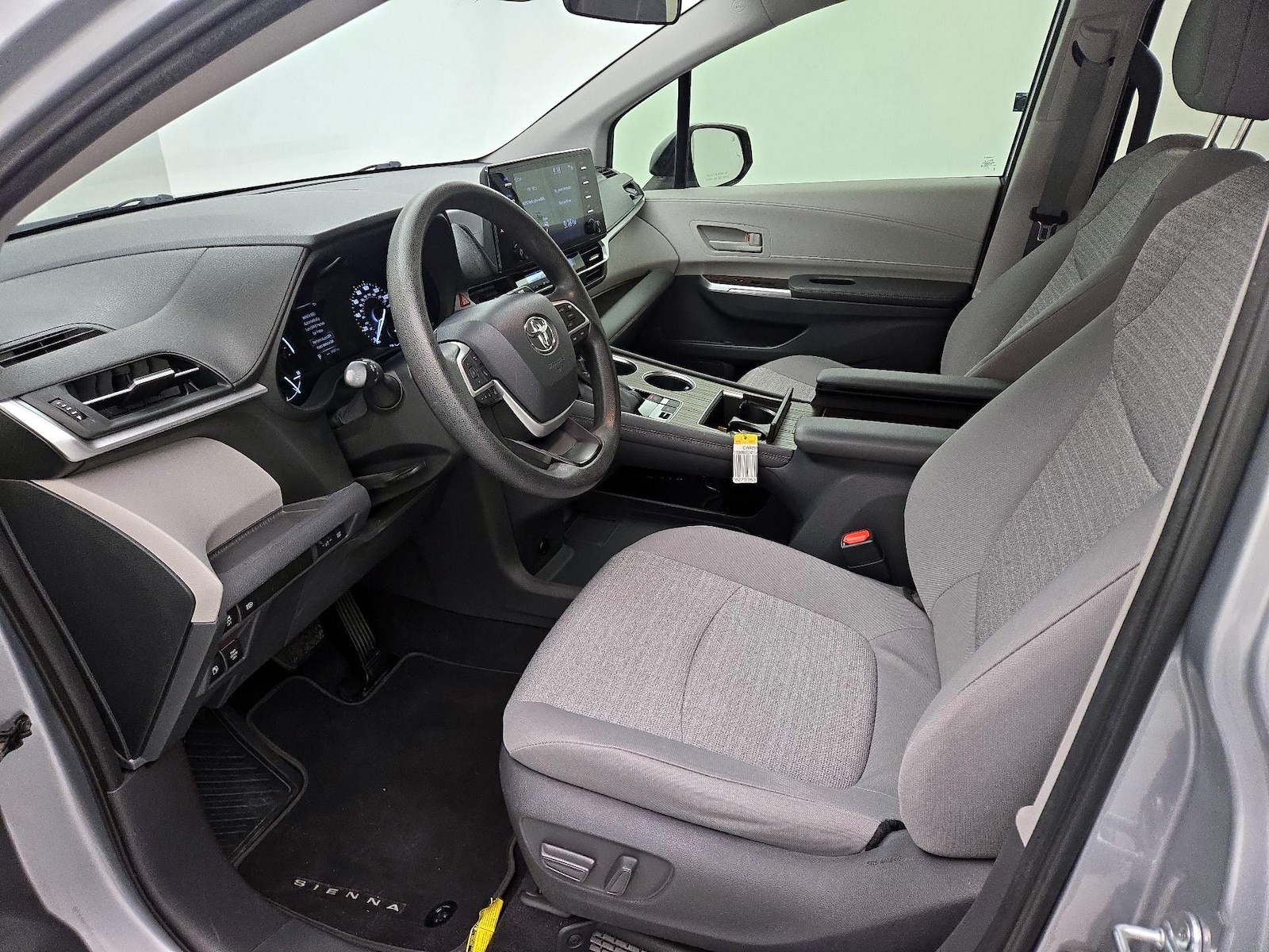 Power Seat(s) & Side Airbags