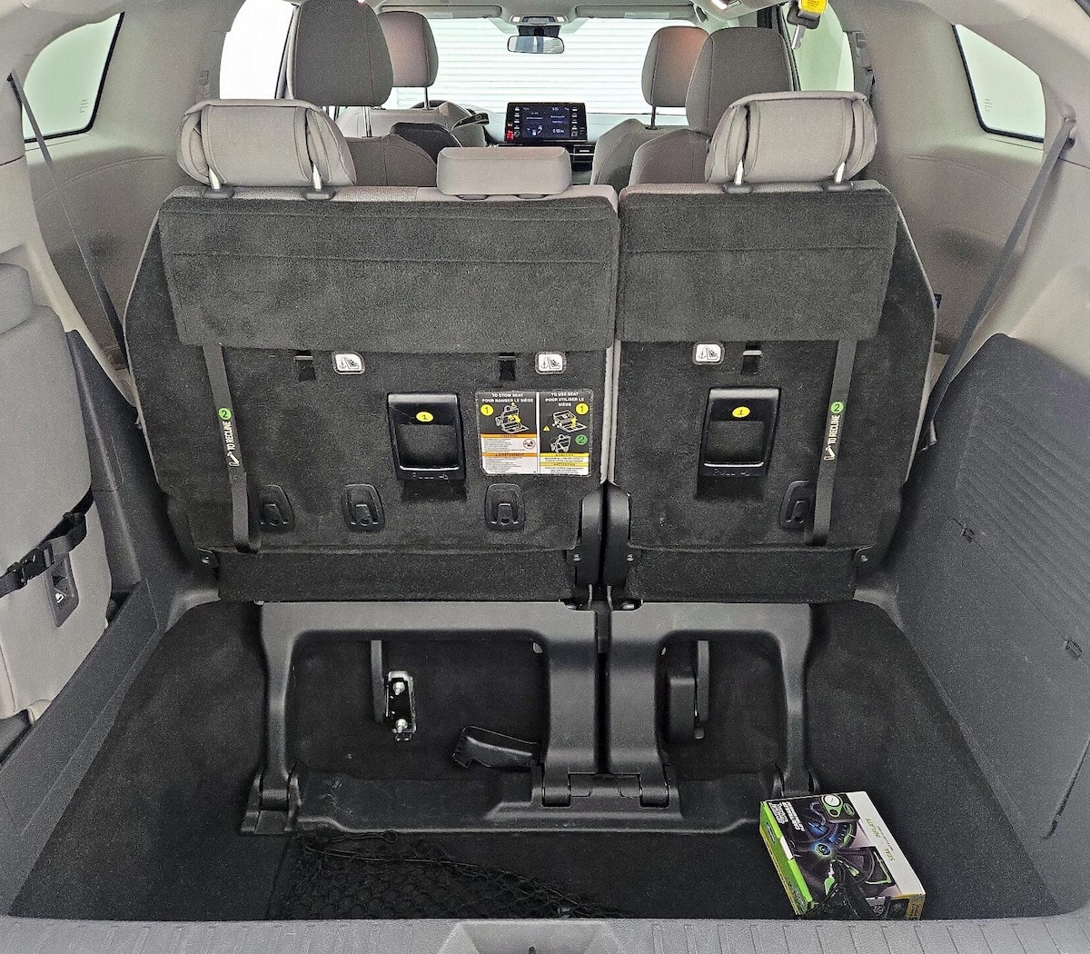 Trunk/Cargo (Seats Up)
