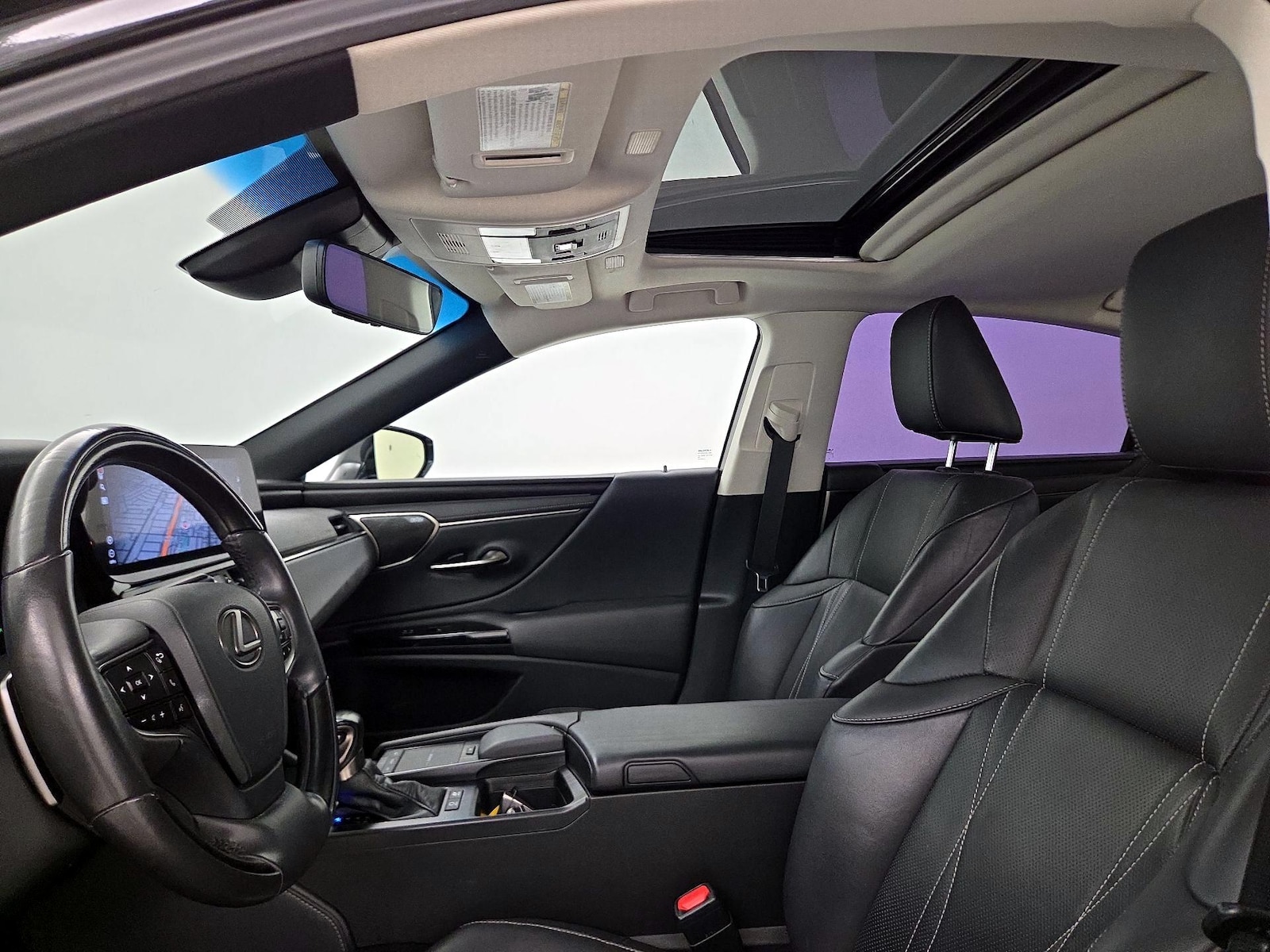 Sunroof(s) & Overhead Airbags