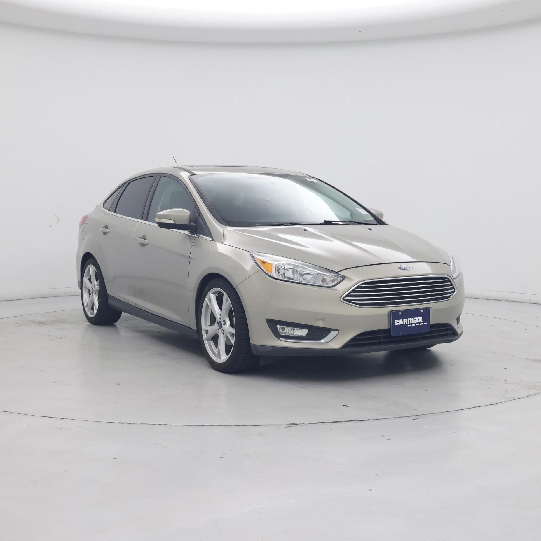 Gold 2015 Ford Focus Sedan Front-Wheel Drive Automatic