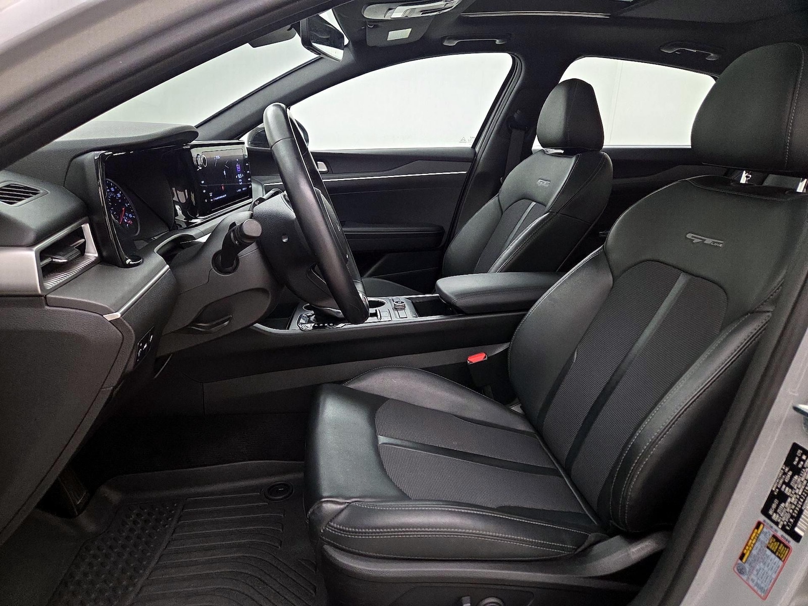 Power Seat(s) & Side Airbags
