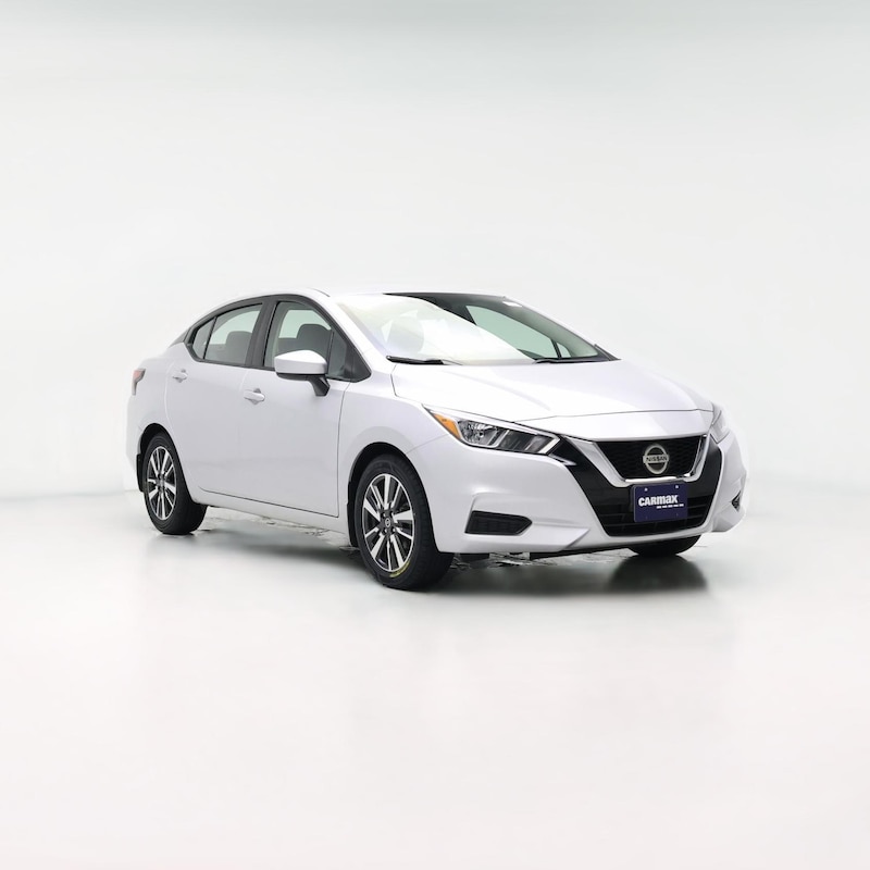 2022 Nissan Versa SV