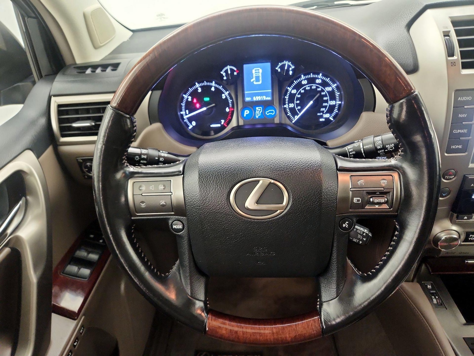 2017 Lexus GX Base - Photo 11