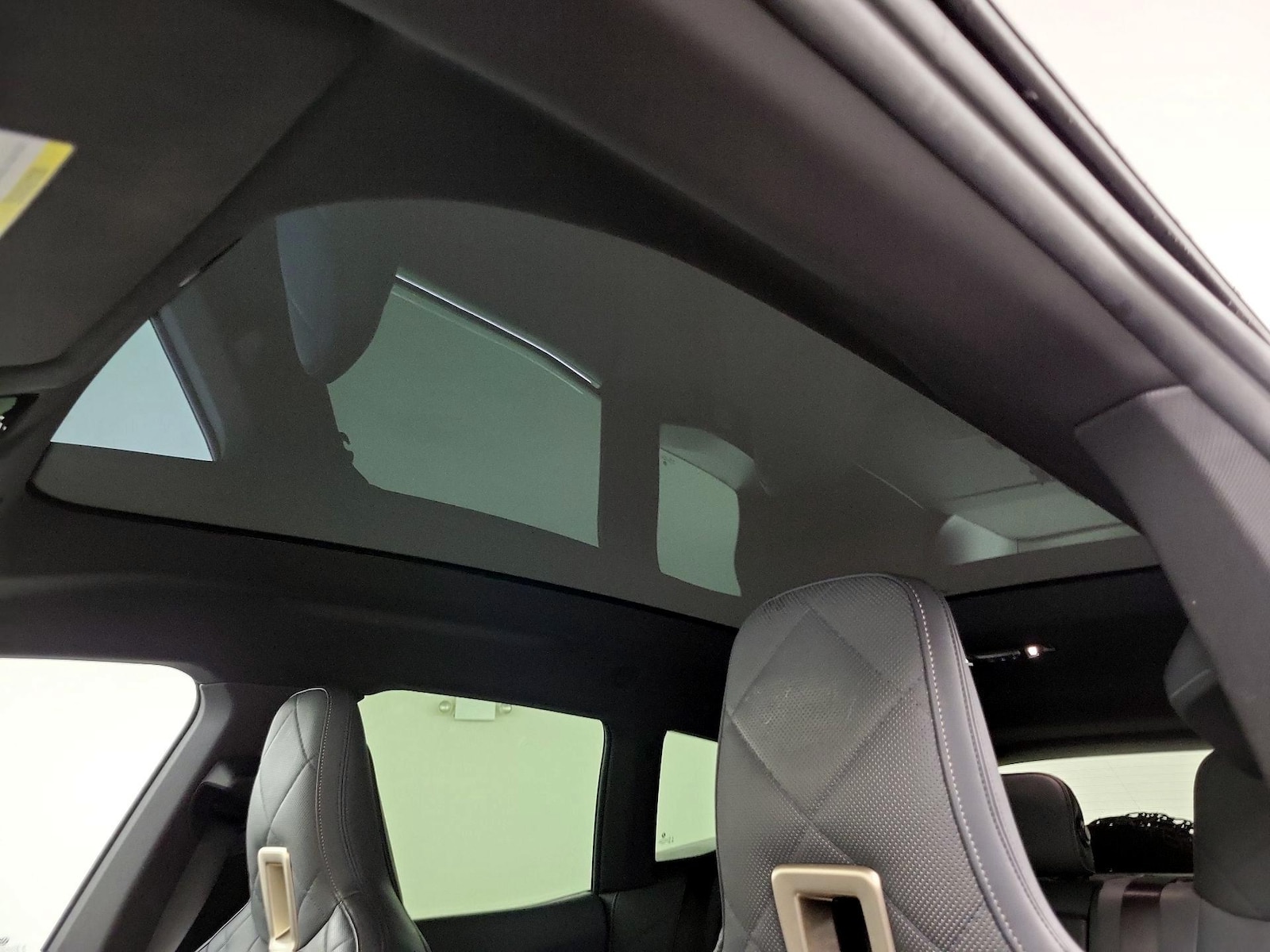 Skylight(s) & Overhead Airbags