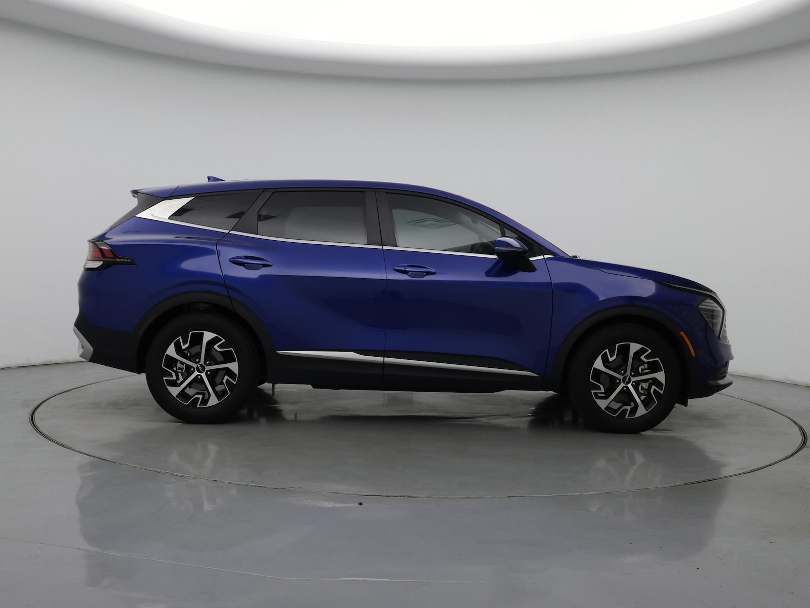 2025 Kia Sportage EX - Photo 8
