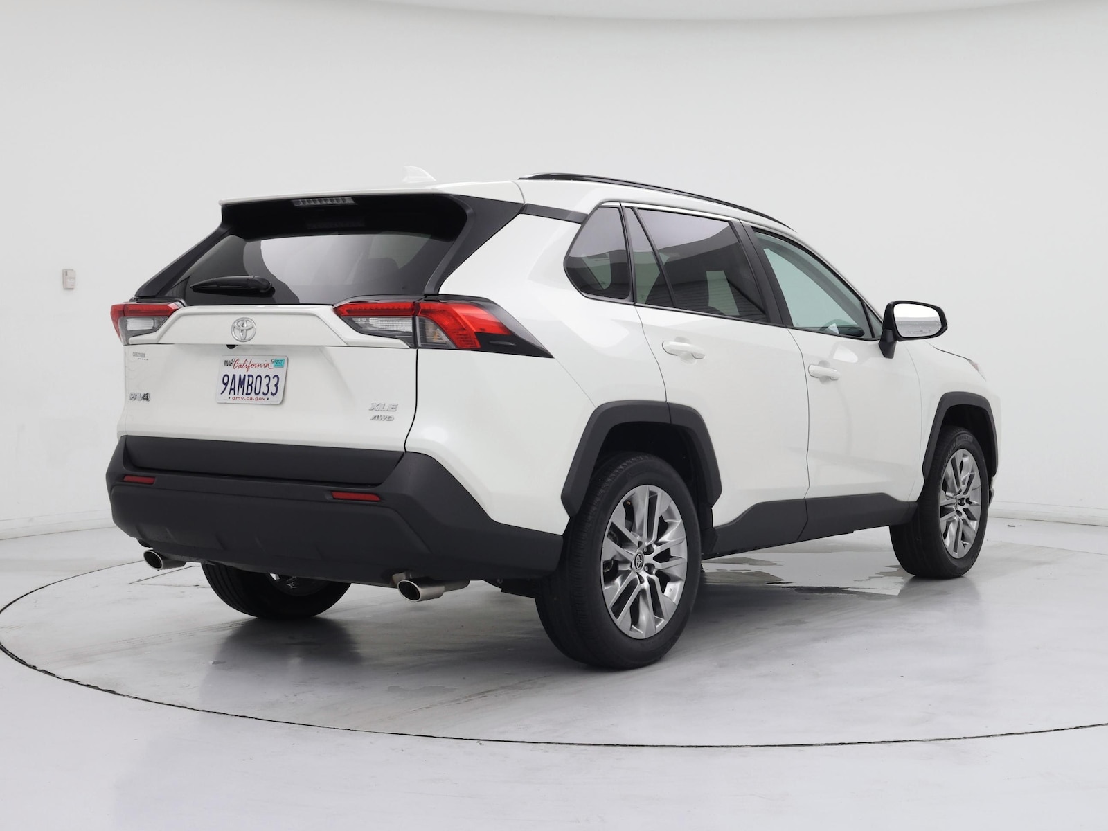 2022 Toyota RAV4 XLE Premium - Photo 9