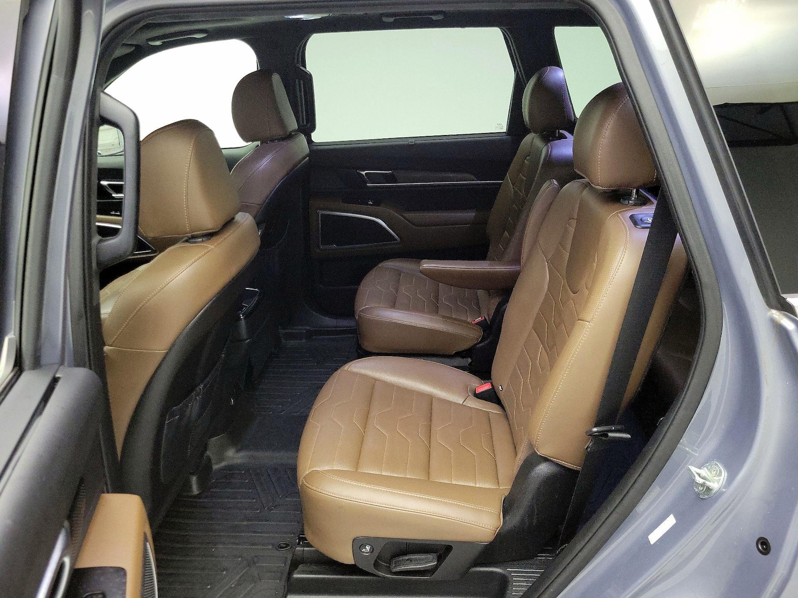 Rear Air Conditioning
