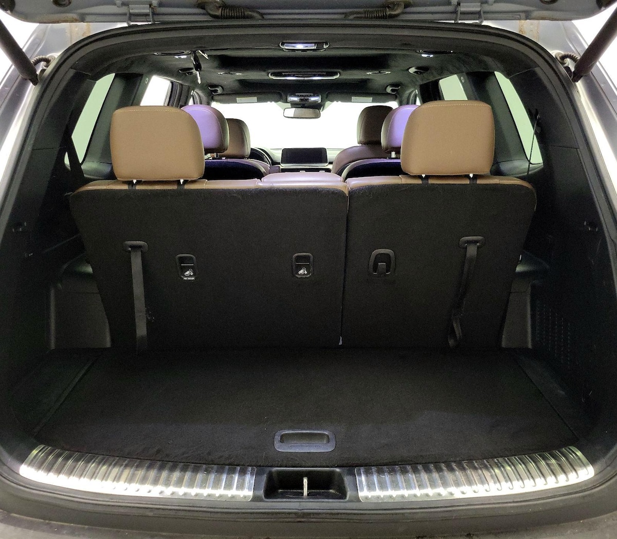 Trunk/Cargo (Seats Up)