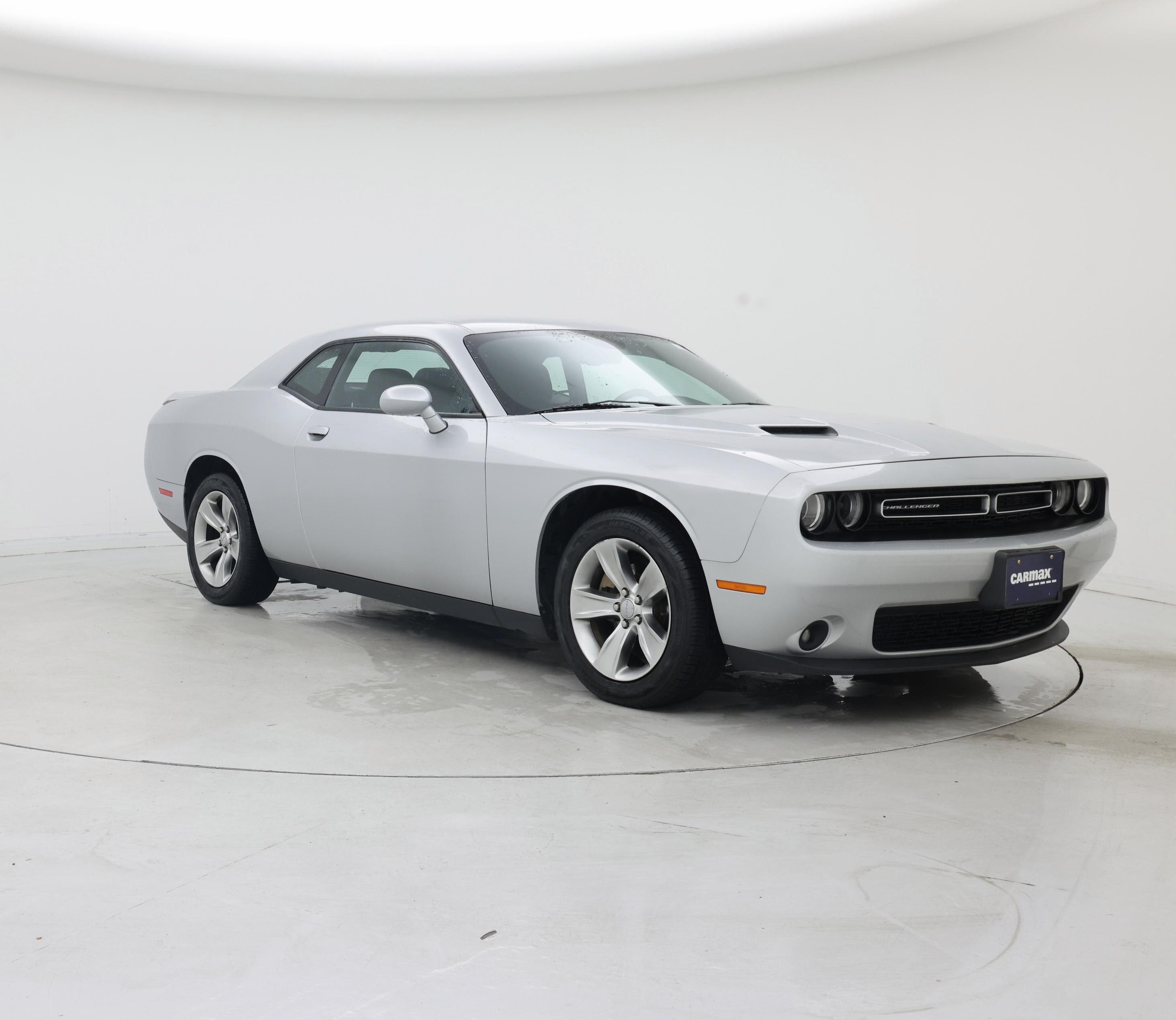 Silver 2021 Dodge Challenger Coupe Rear-Wheel Drive Automatic