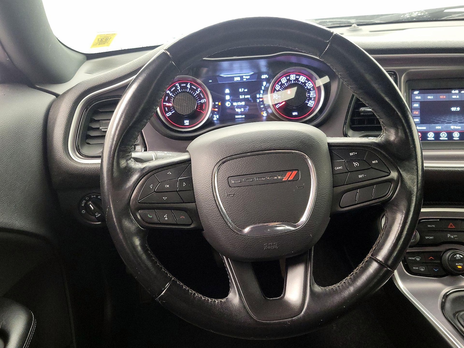 2021 Dodge Challenger SXT - Photo 11