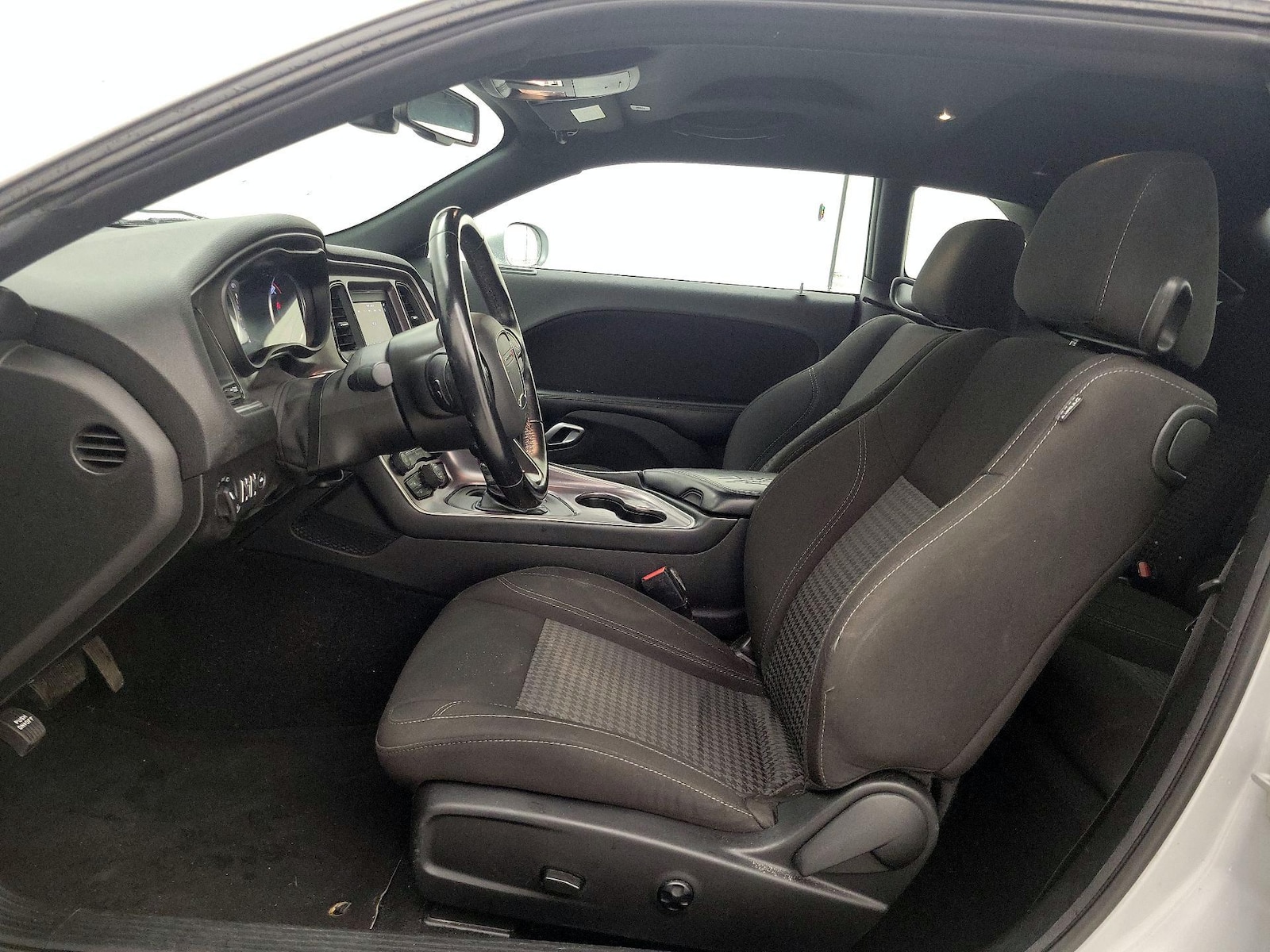 2021 Dodge Challenger SXT - Photo 12