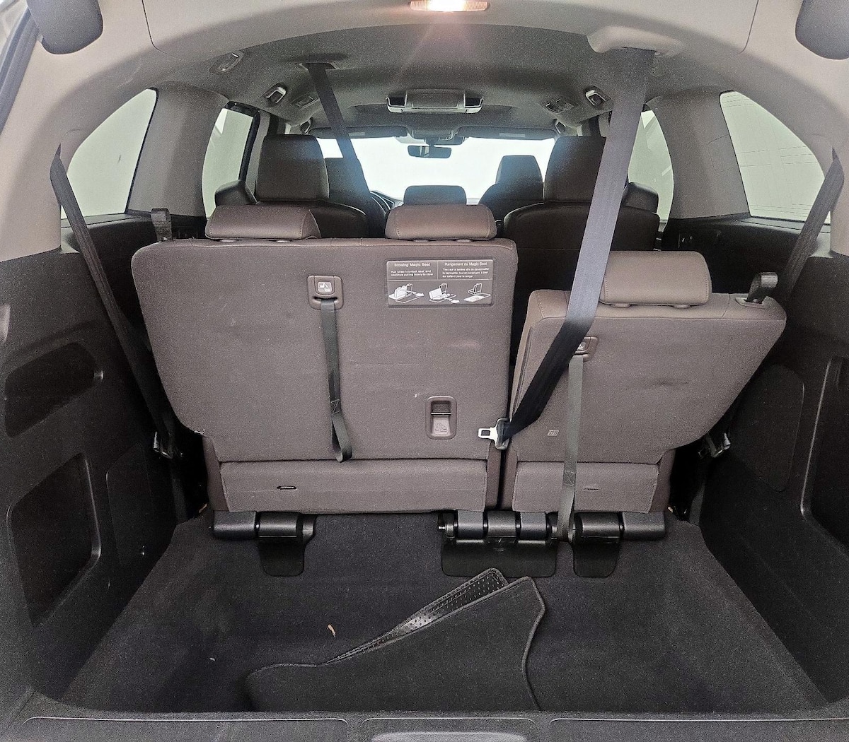 Trunk/Cargo (Seats Up)