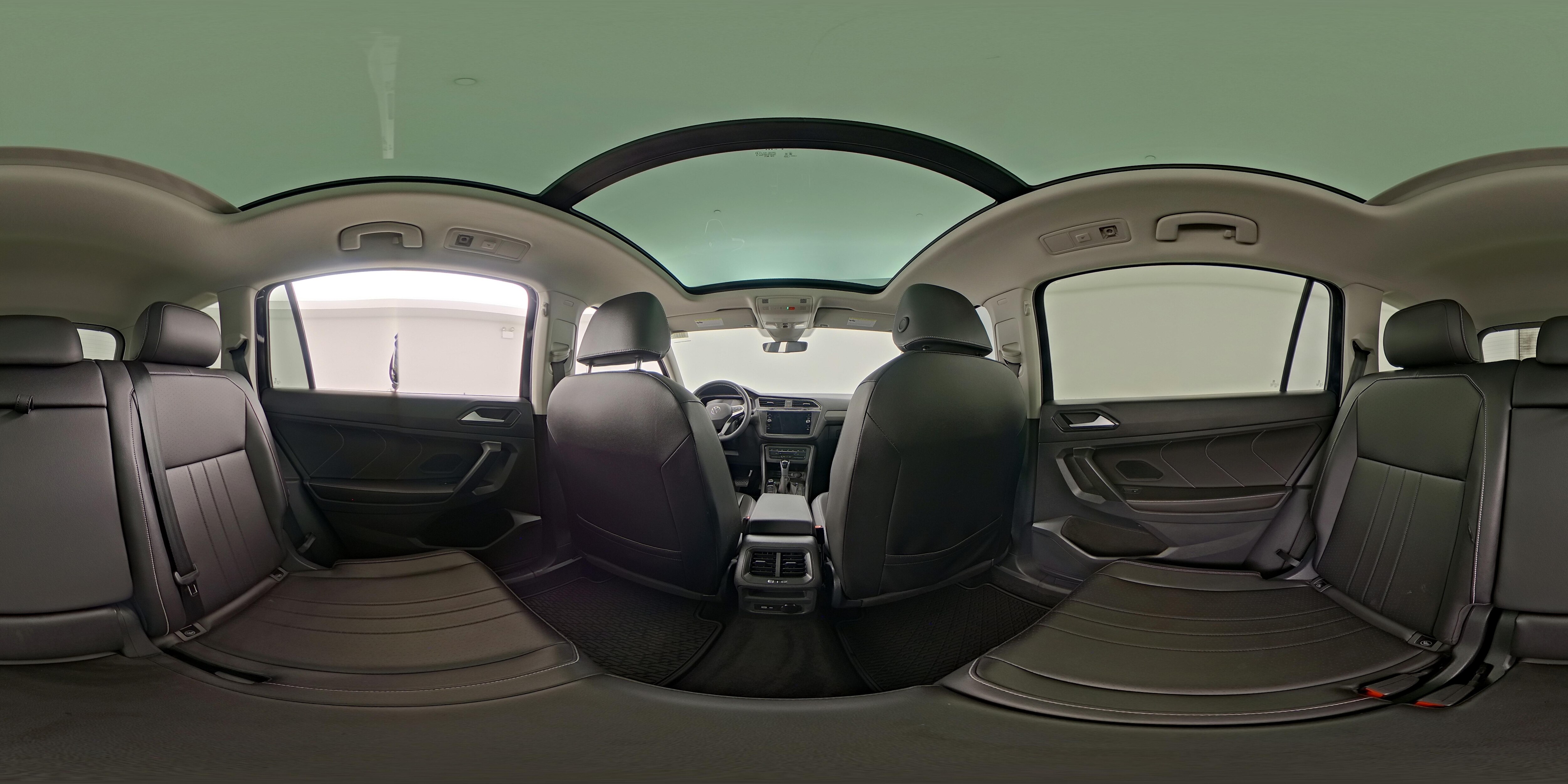 2024 Volkswagen Tiguan SE - Photo 26