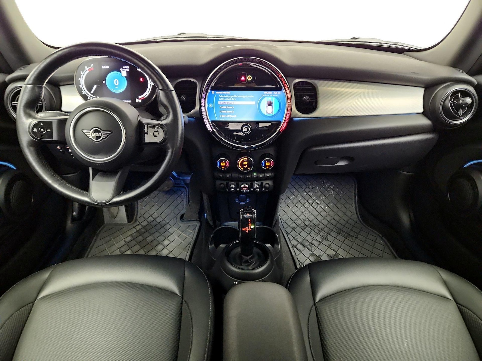 2022 MINI Hardtop 2 Door - Photo 10