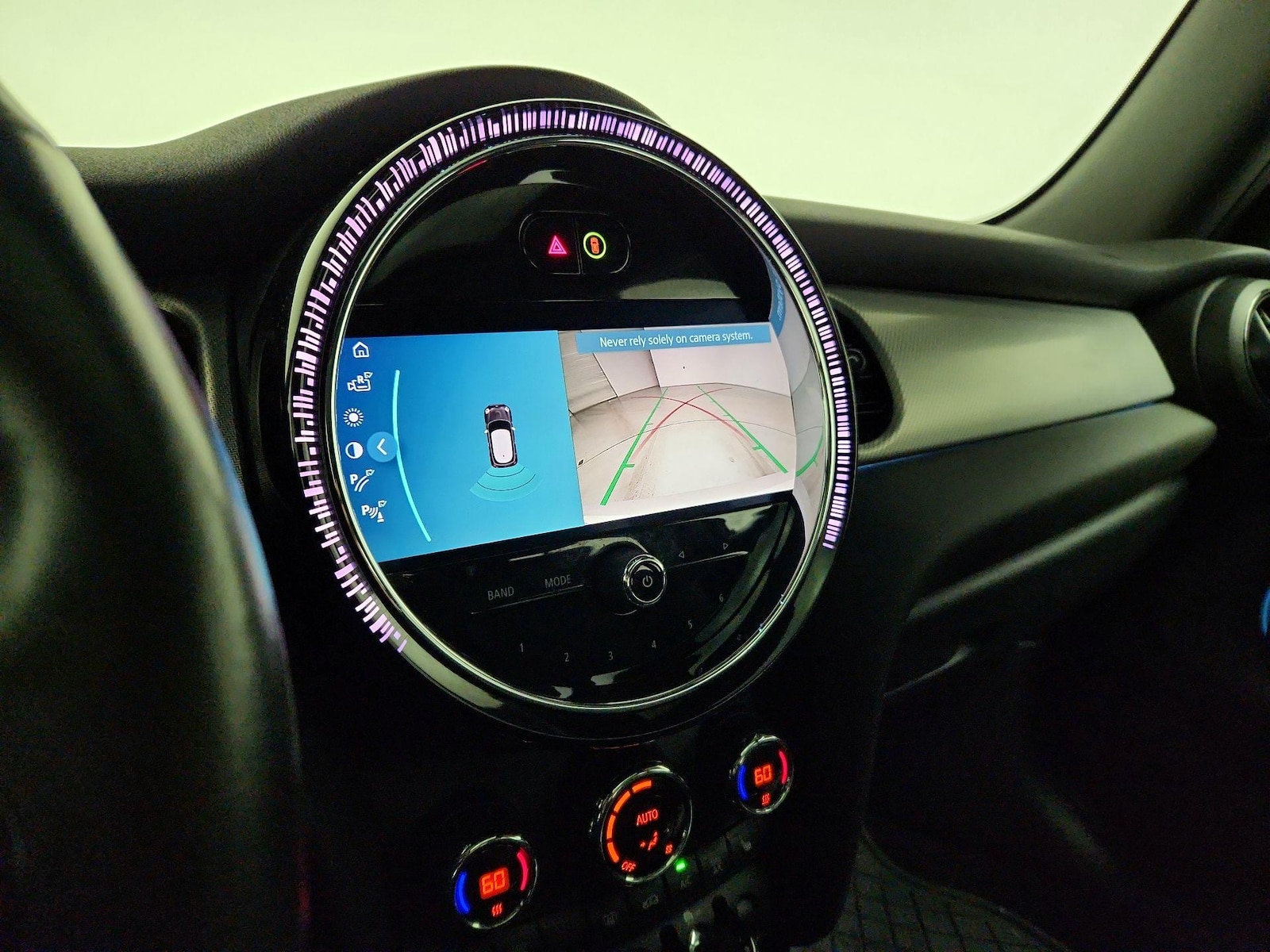 2022 MINI Hardtop 2 Door - Photo 15