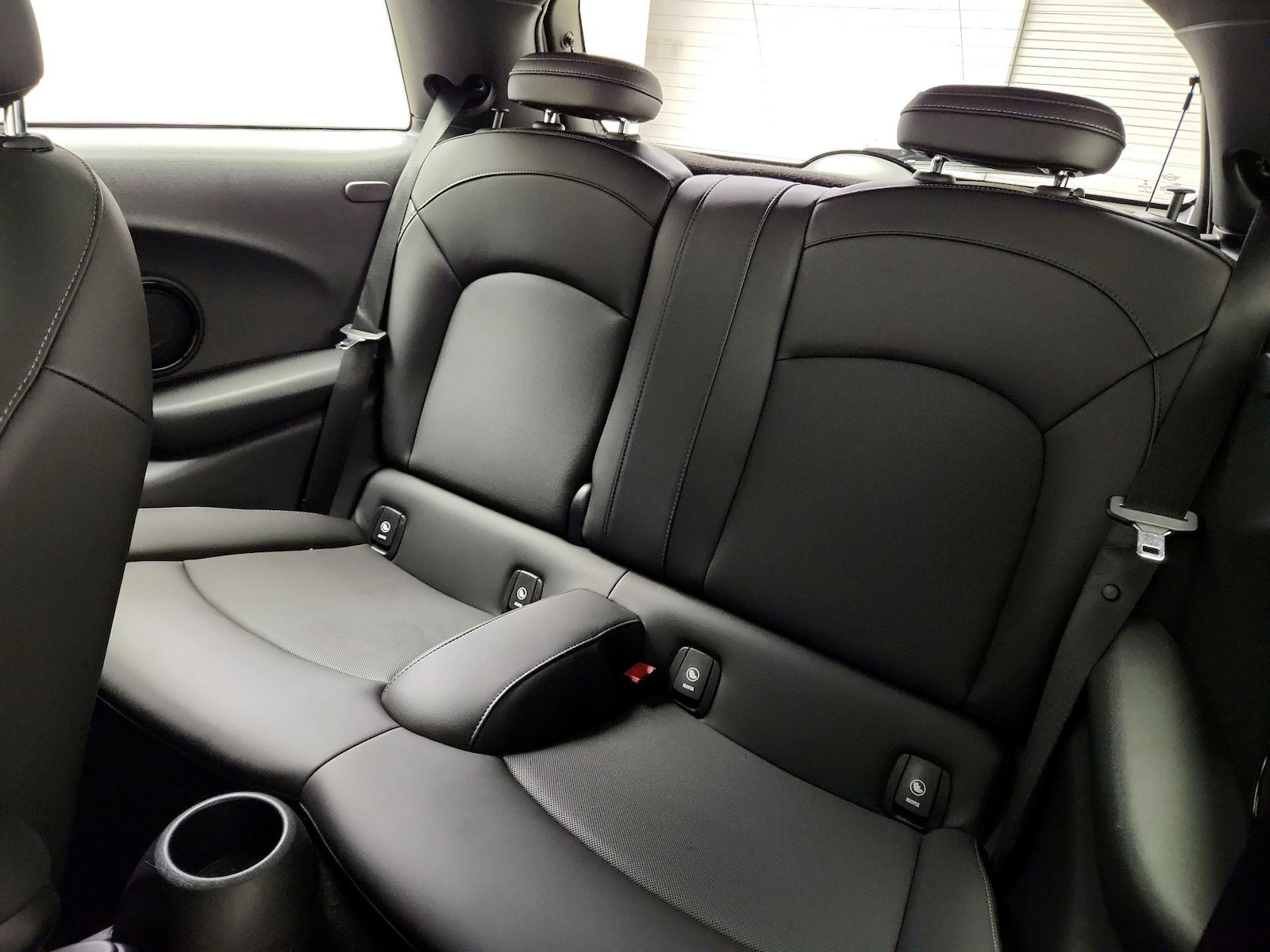 2022 MINI Hardtop 2 Door - Photo 21