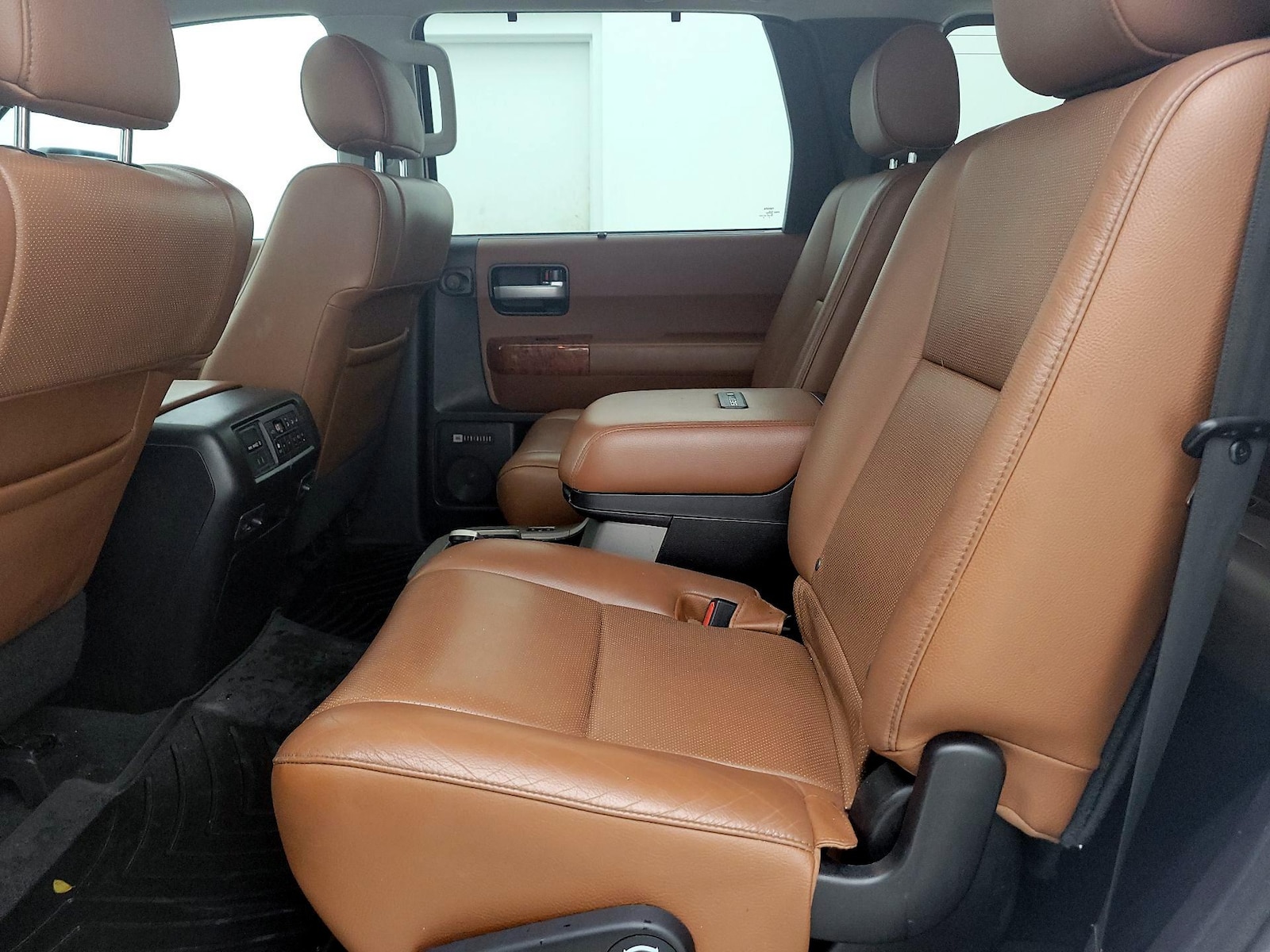 Rear Air Conditioning