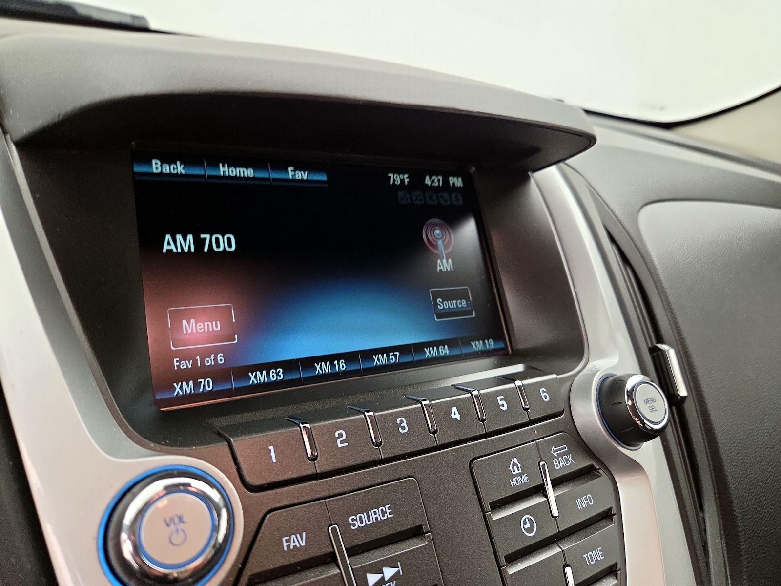 2015 Chevrolet Equinox 1LT - Photo 15