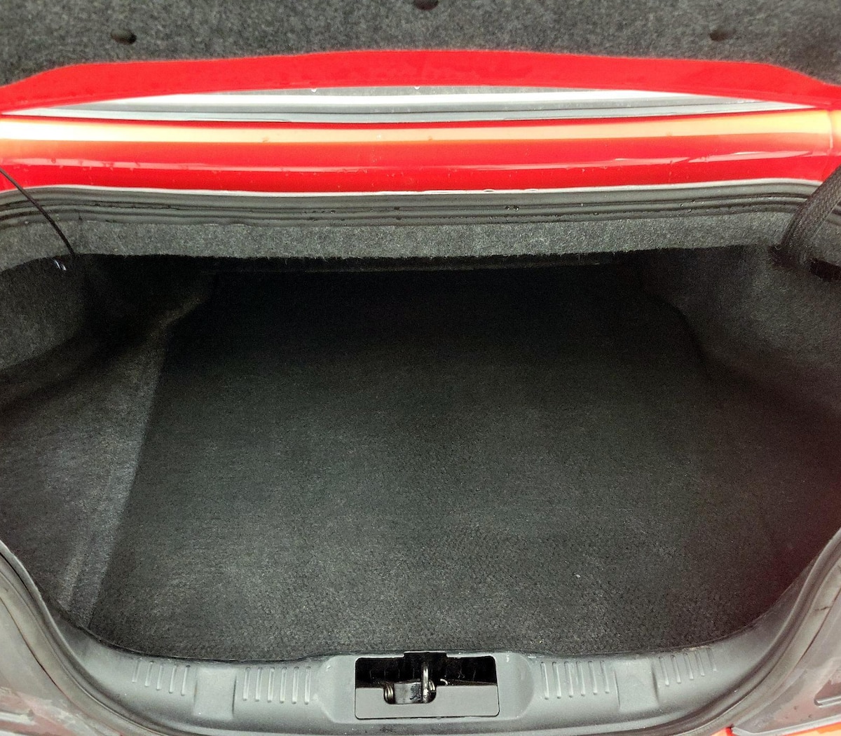Trunk/Cargo (Seats Up)