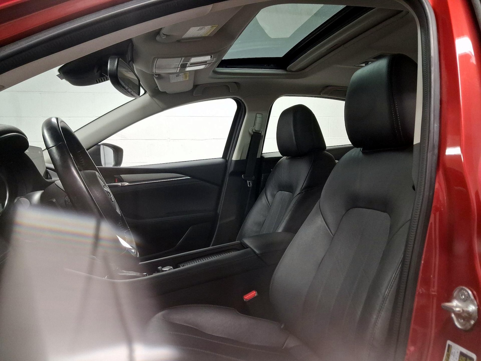 Sunroof(s) & Overhead Airbags