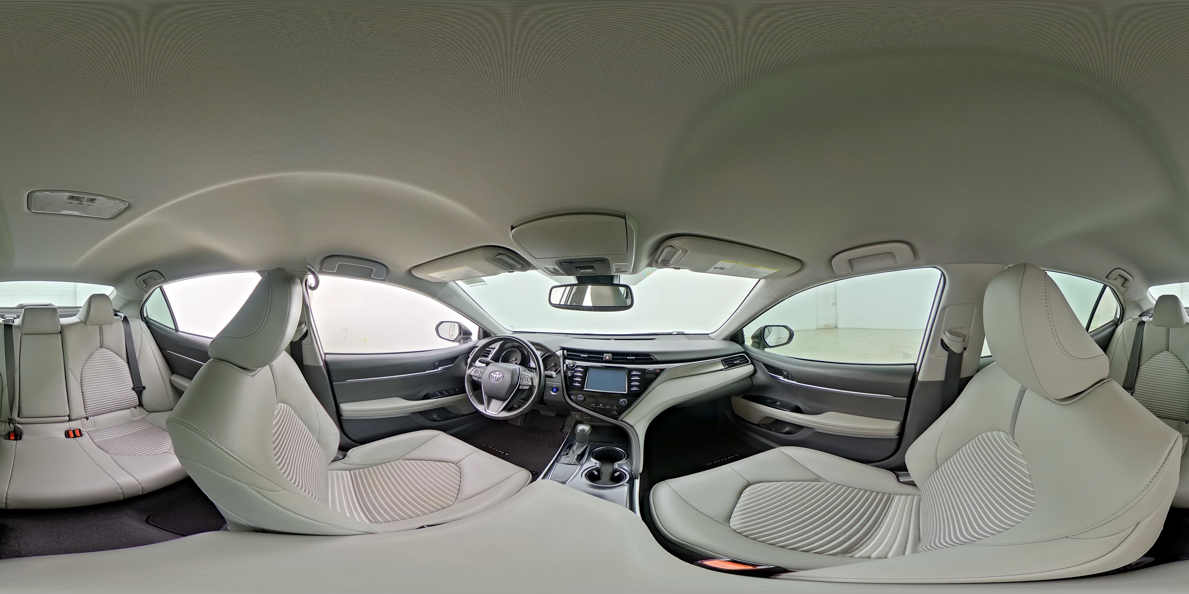 2019 Toyota Camry SE - Photo 24
