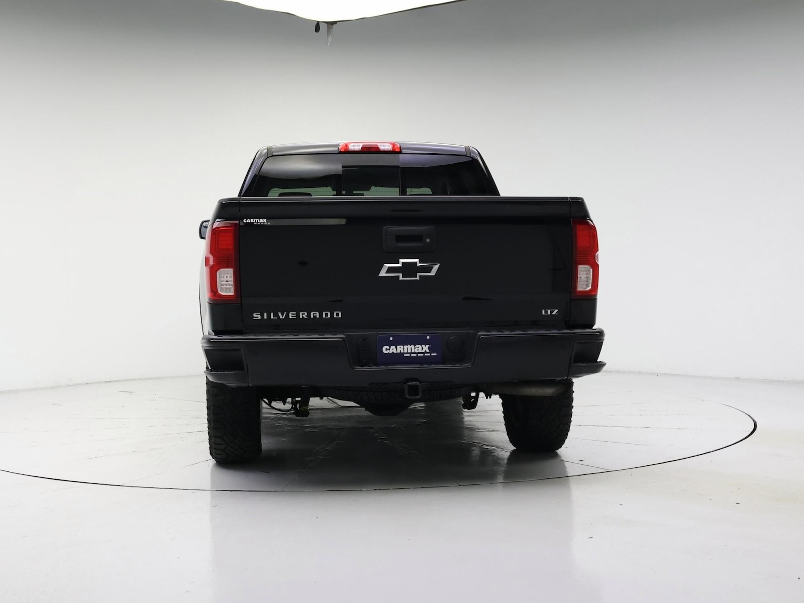 2018 Chevrolet Silverado 1500 LTZ - Photo 7