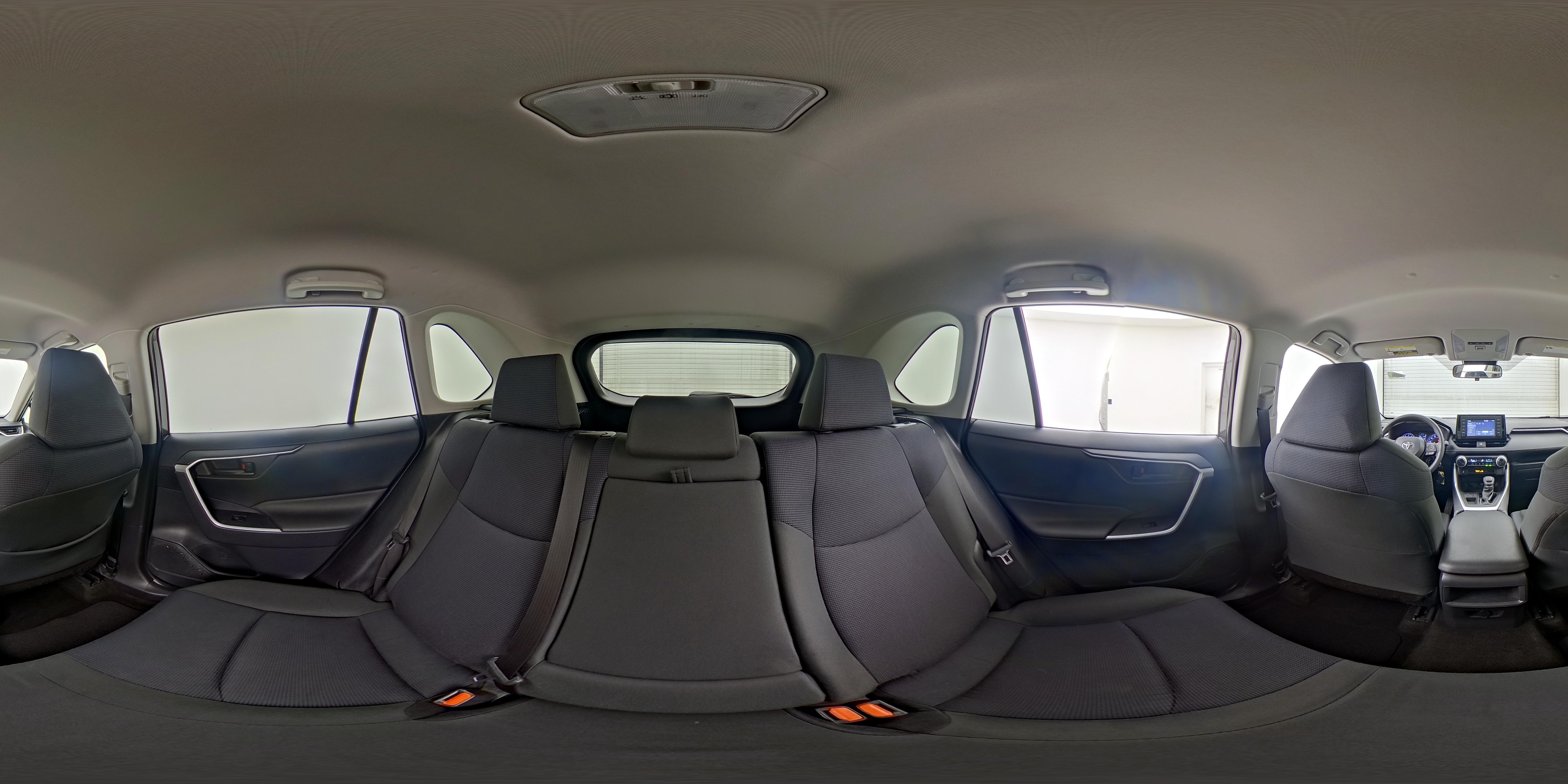 2019 Toyota RAV4 LE - Photo 26