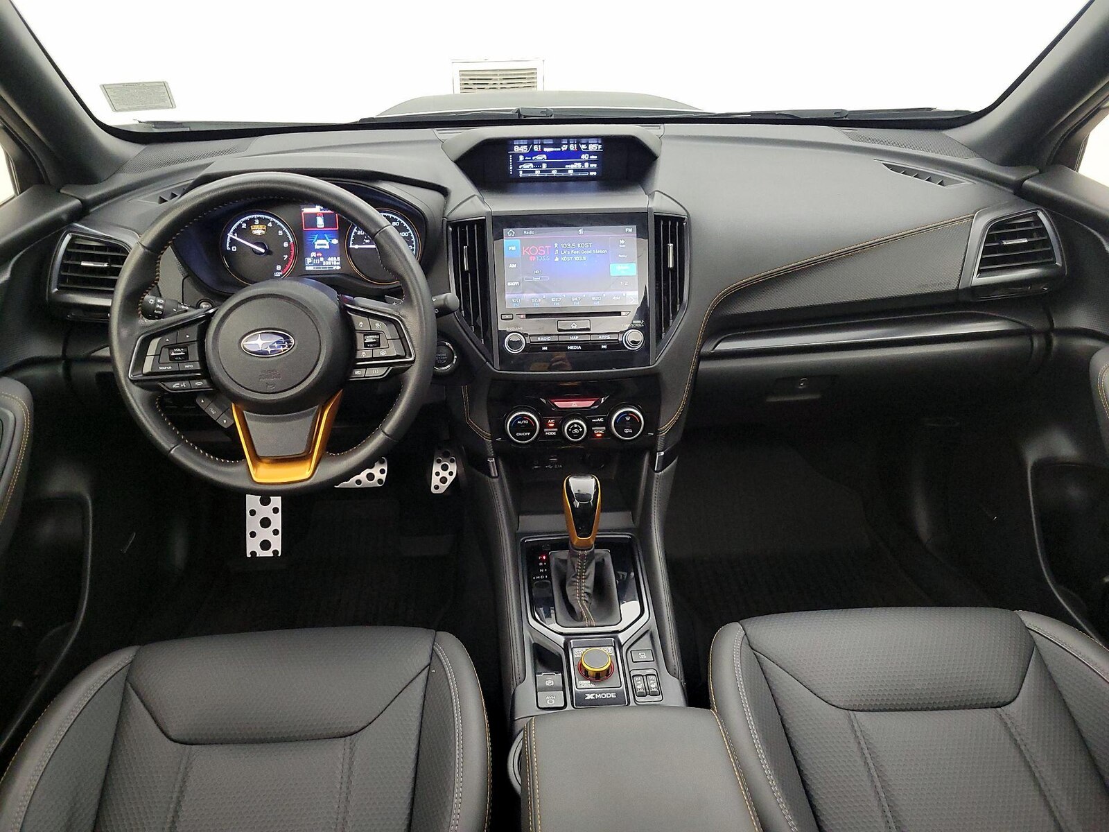 Apple CarPlay® & Android Auto™