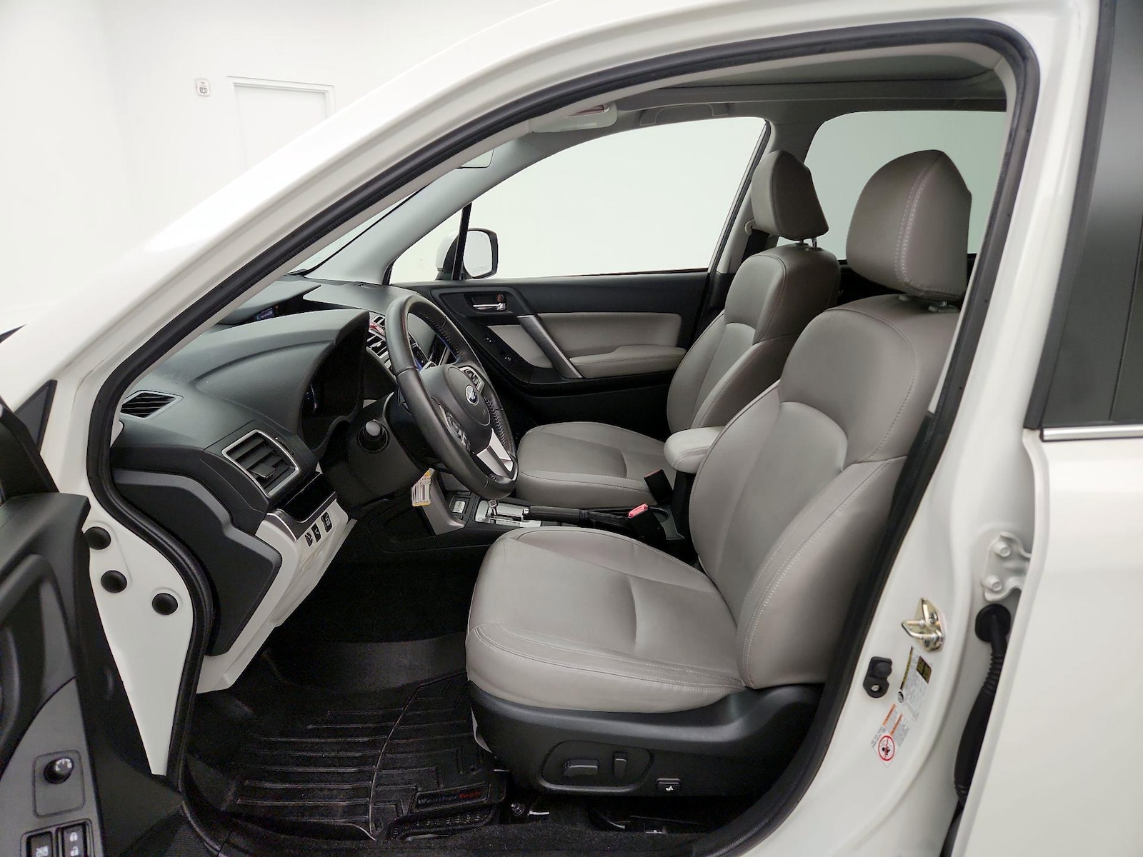 2018 Subaru Forester Limited - Photo 12