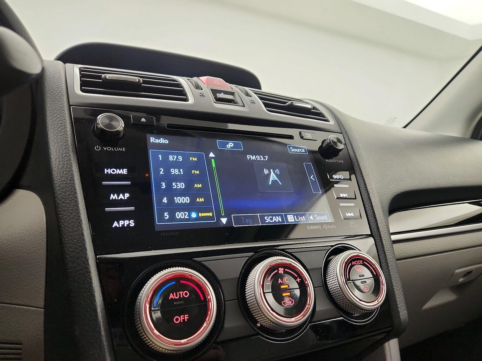 2018 Subaru Forester Limited - Photo 14