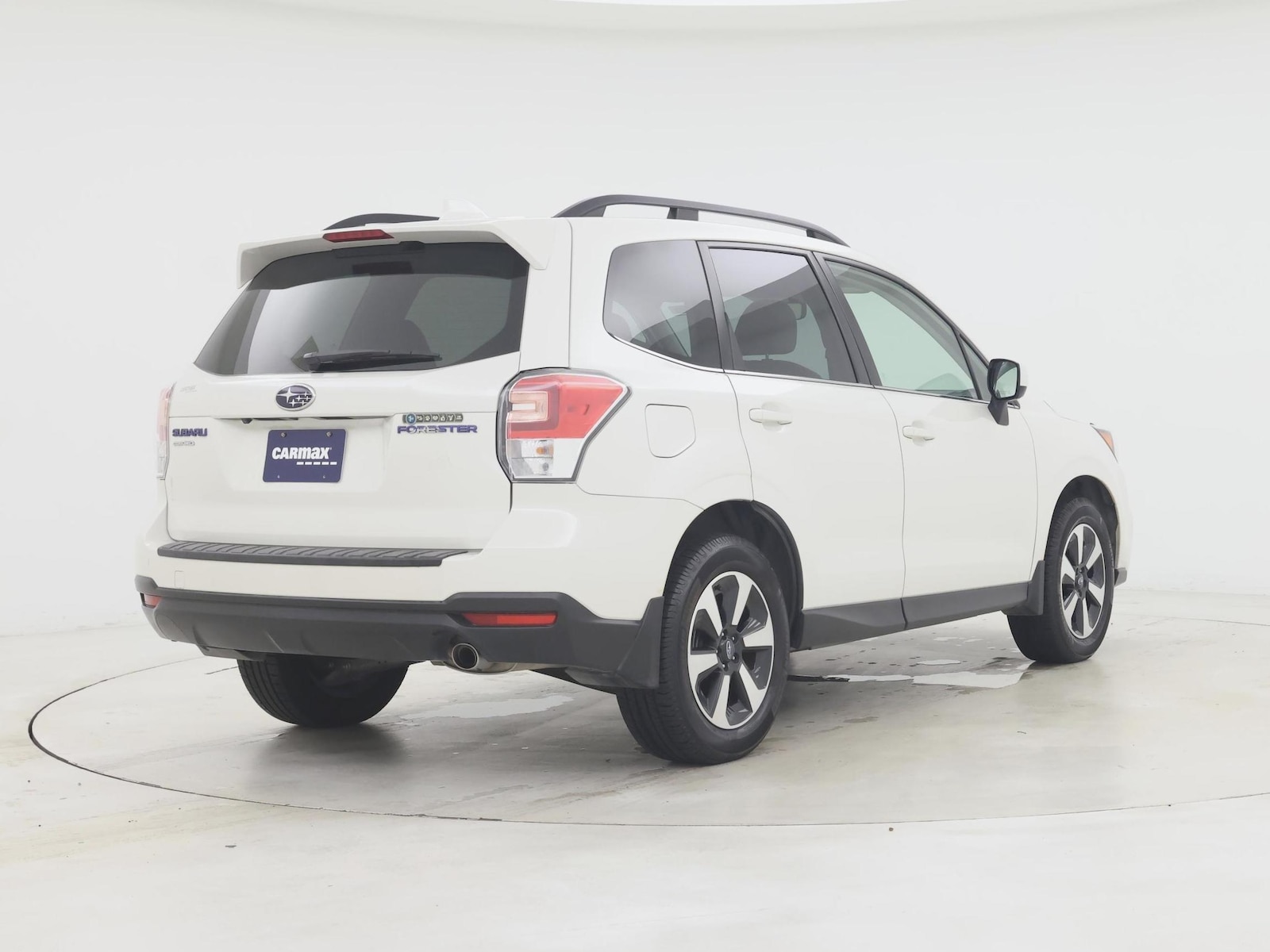2018 Subaru Forester Limited - Photo 9
