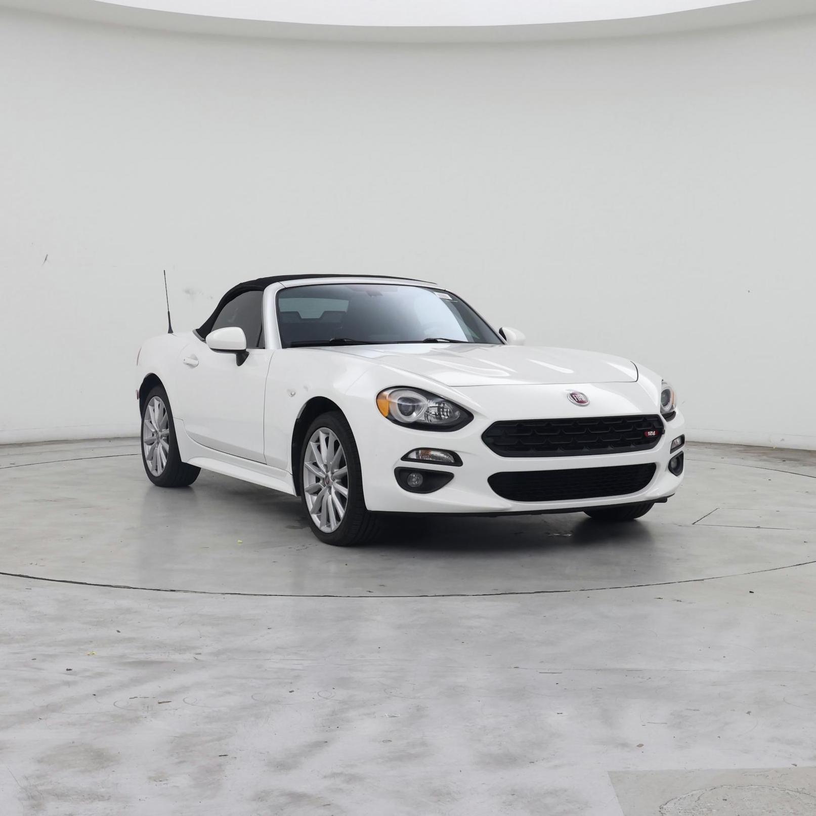 White 2020 FIAT 124 Spider Convertible Rear-Wheel Drive Automatic