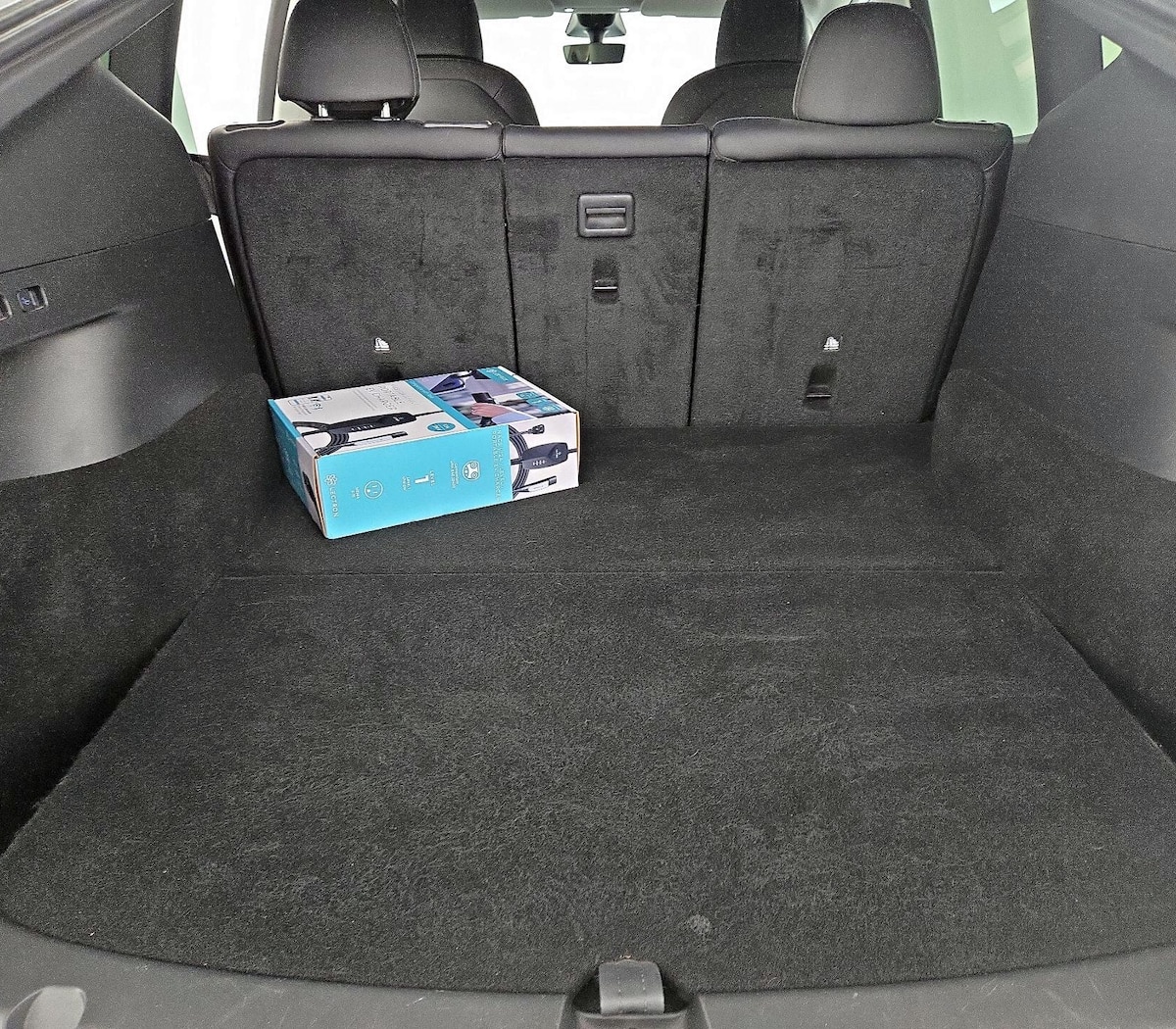Trunk/Cargo (Seats Up)