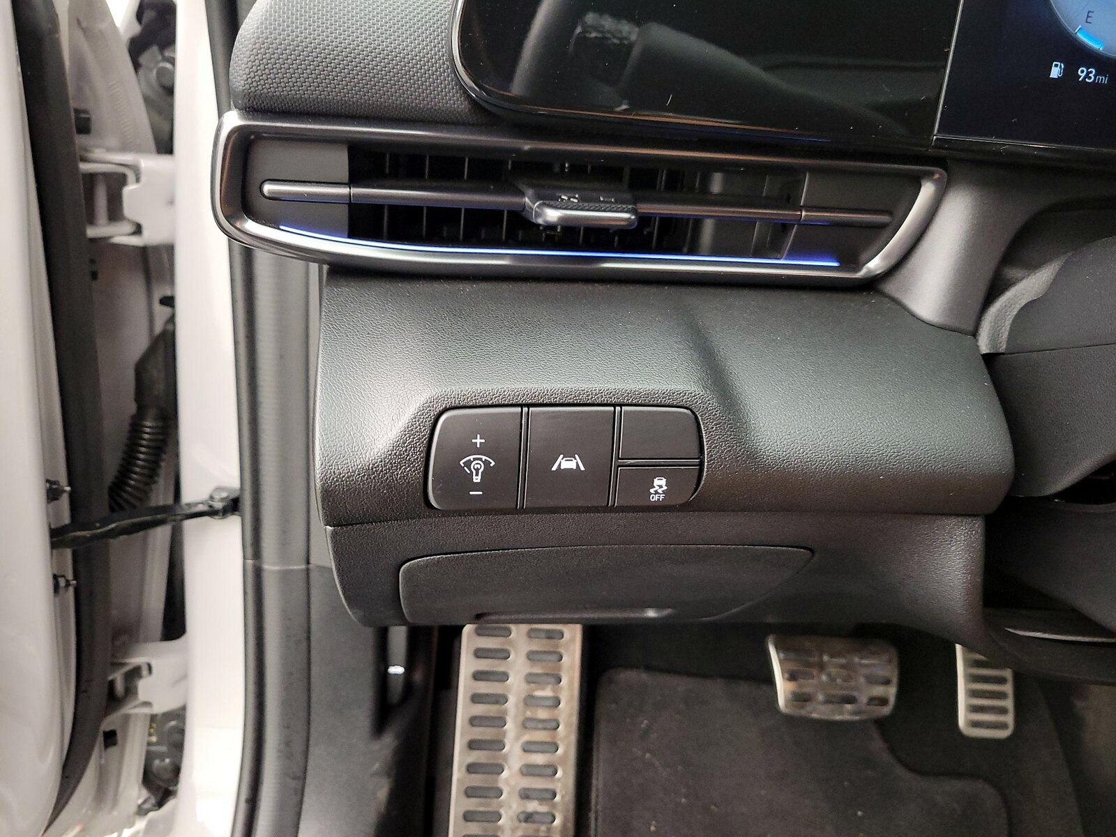 2023 Hyundai Elantra N - Photo 14