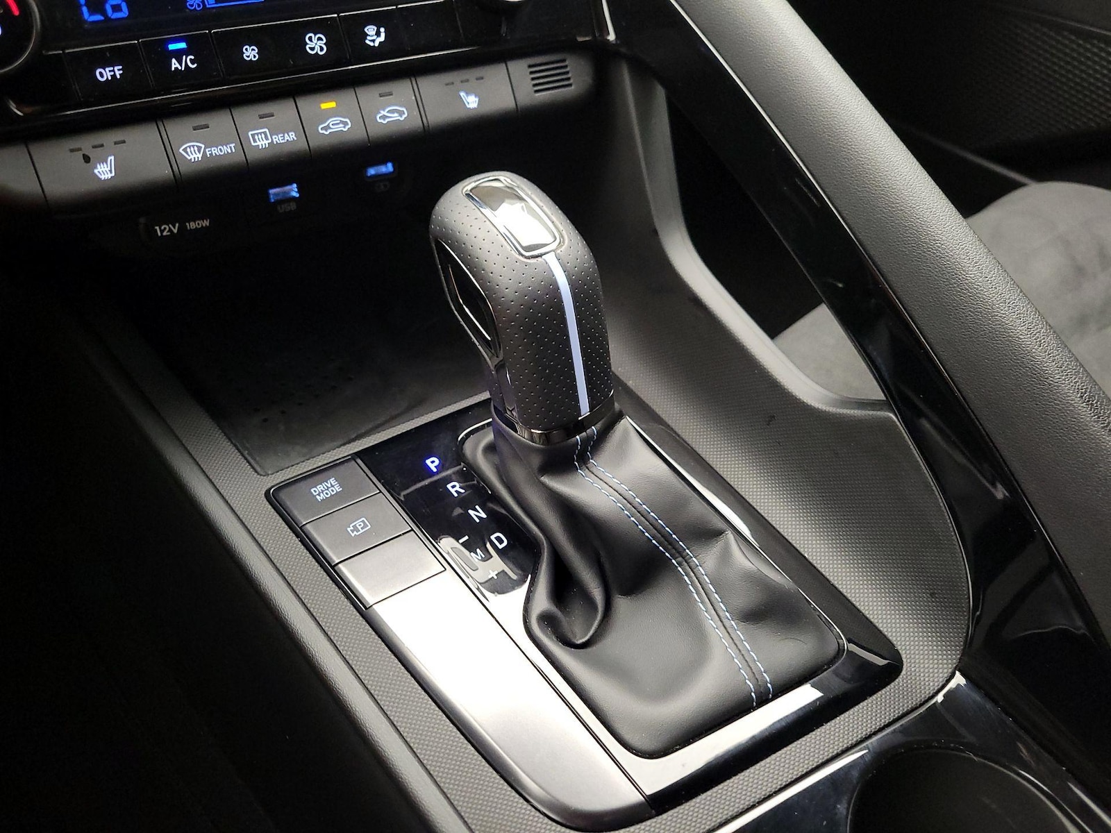2023 Hyundai Elantra N - Photo 19