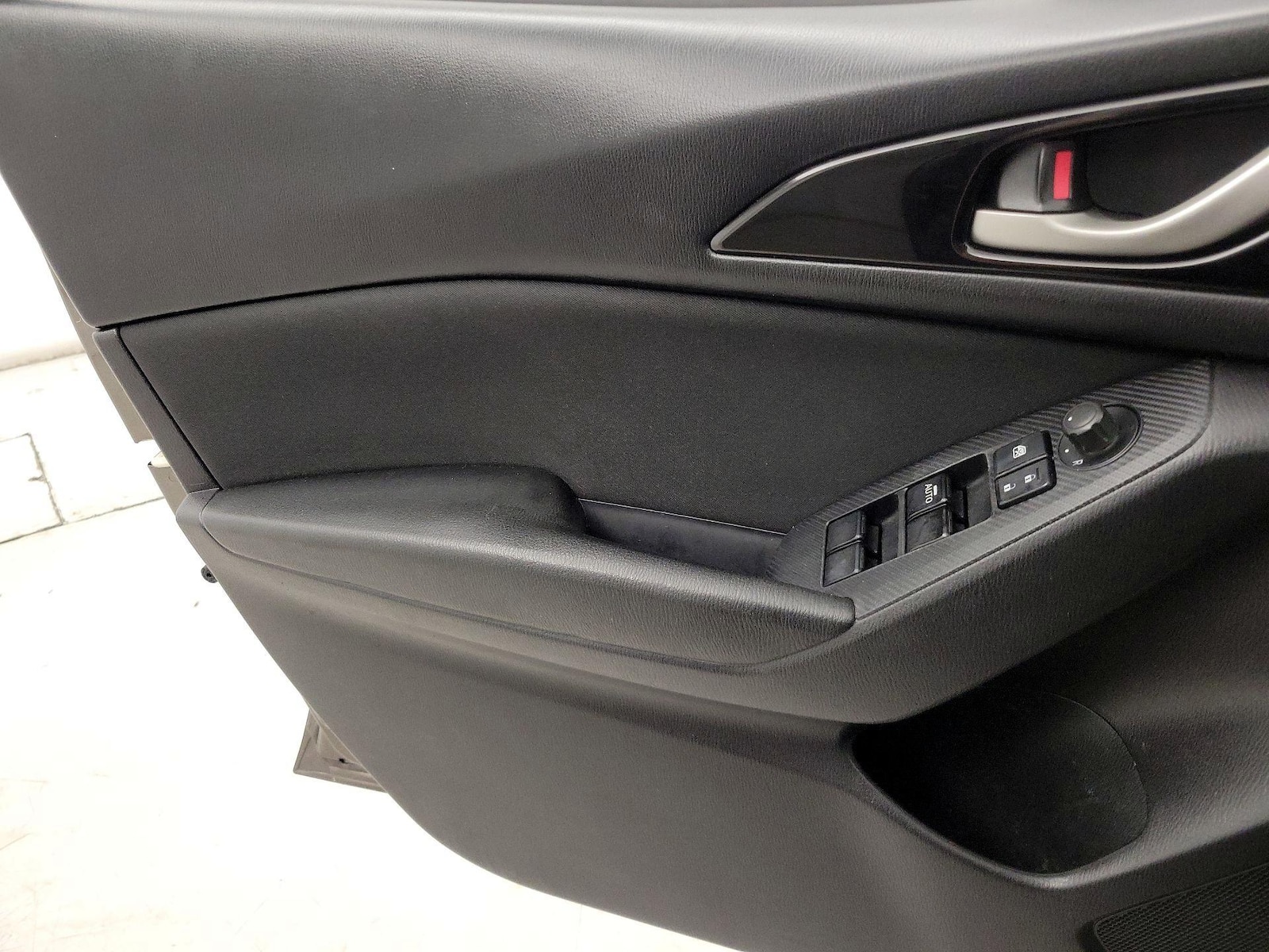 2015 Mazda MAZDA3 i Sport - Photo 13