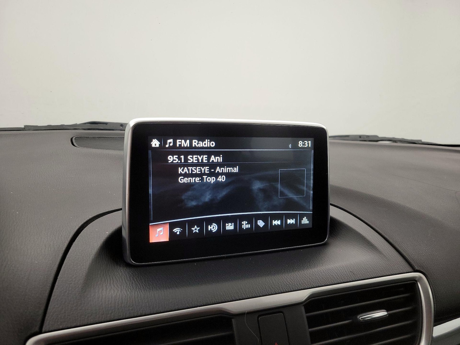 2015 Mazda MAZDA3 i Sport - Photo 16