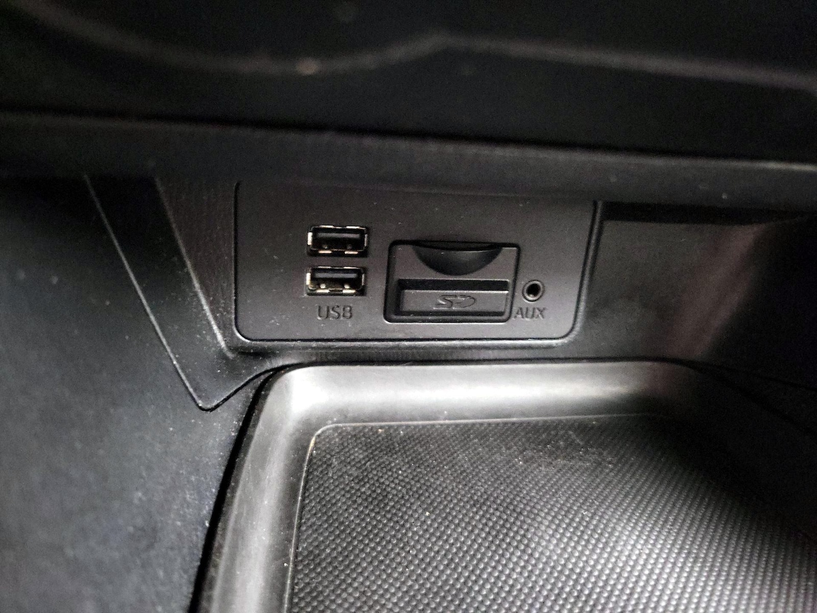 2015 Mazda MAZDA3 i Sport - Photo 19