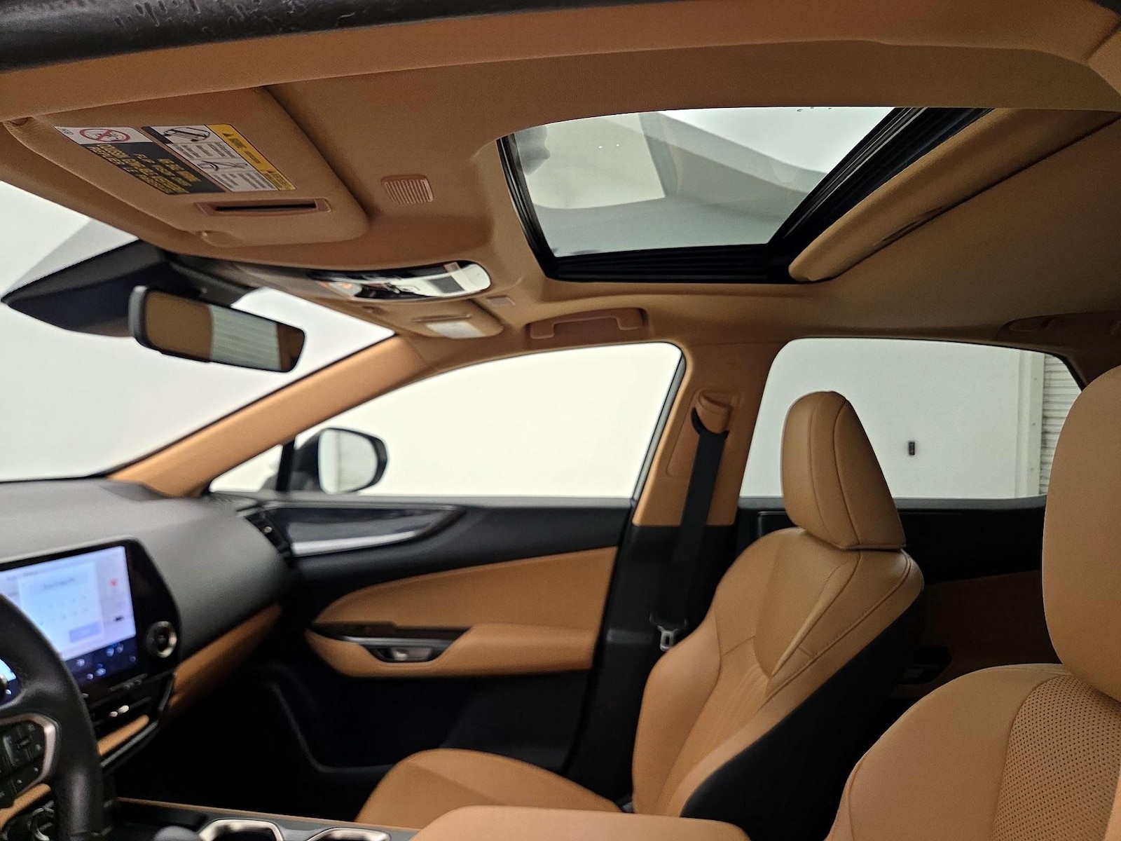 Sunroof(s) & Overhead Airbags