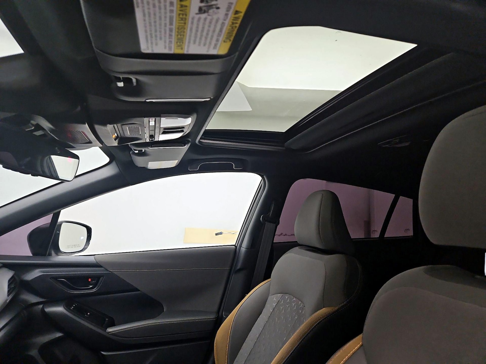 Sunroof(s) & Overhead Airbags