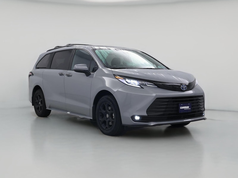 2025 Toyota Sienna Woodland Edition