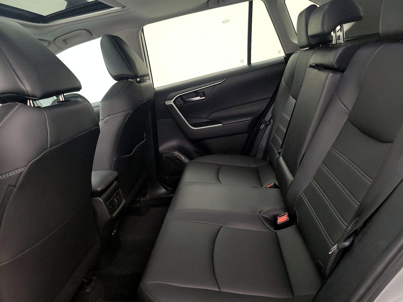 2024 Toyota RAV4 XLE Premium - Photo 21