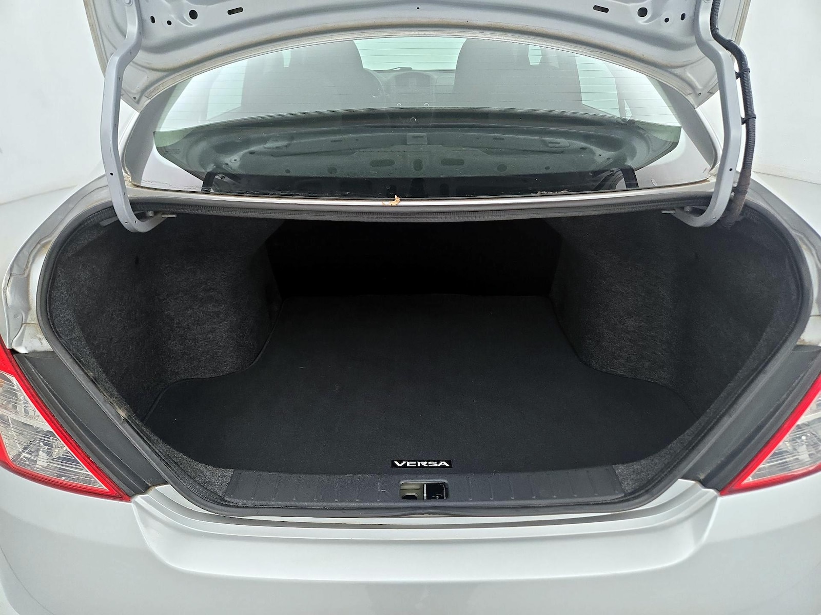 2015 Nissan Versa Sedan S Plus - Photo 20