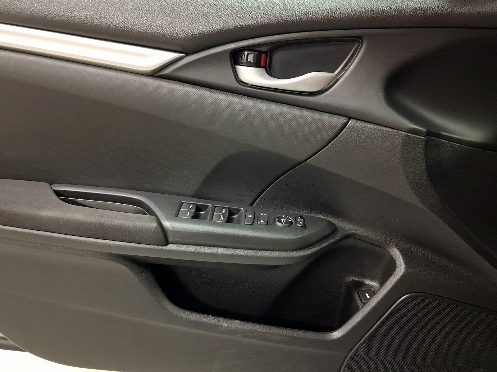 2018 Honda Civic LX - Photo 13