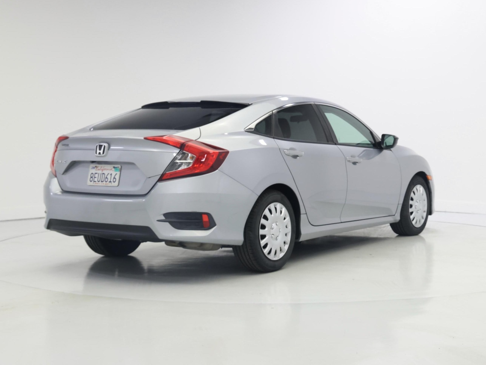 2018 Honda Civic LX - Photo 9
